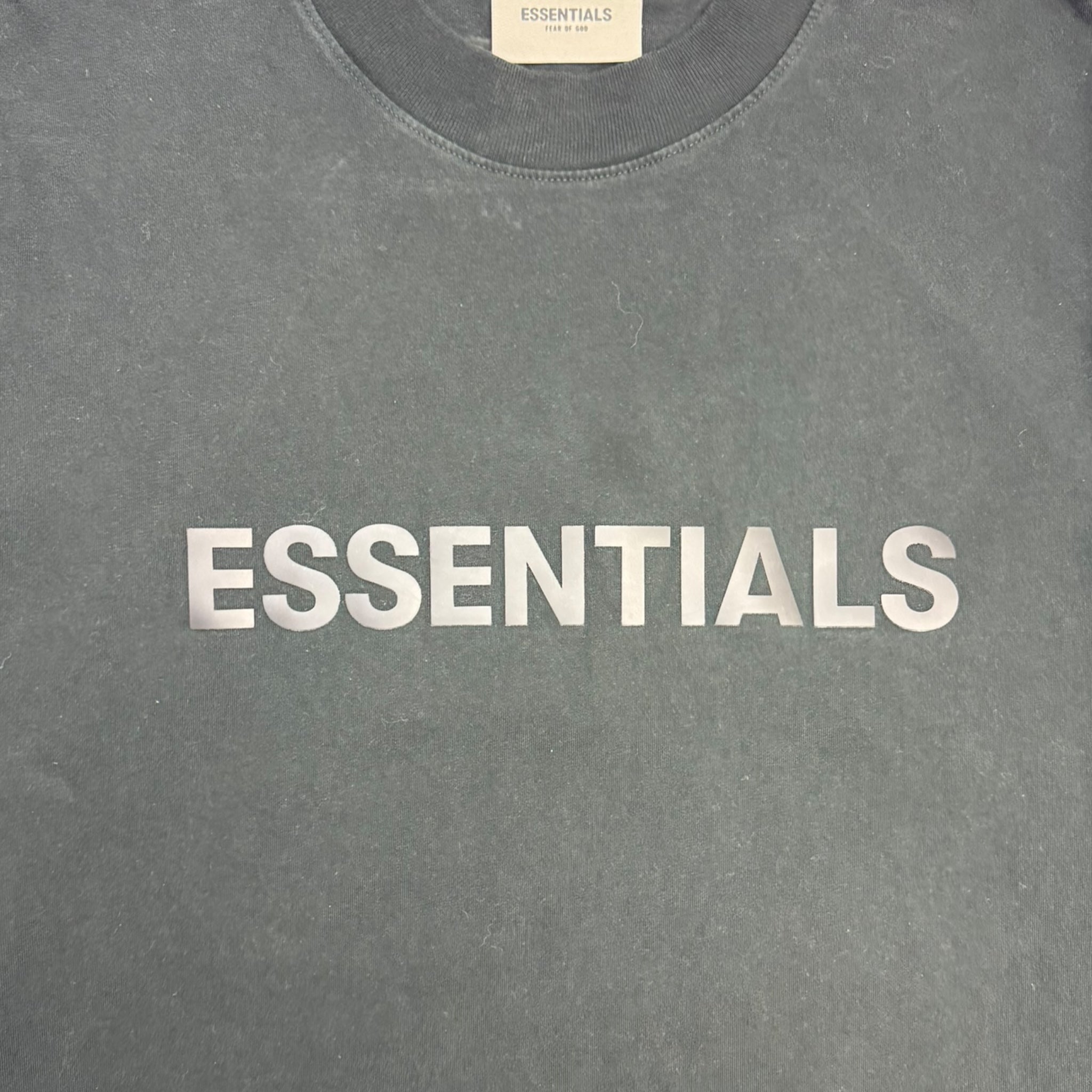 Essentials Spellout Longsleeve Shirt Black