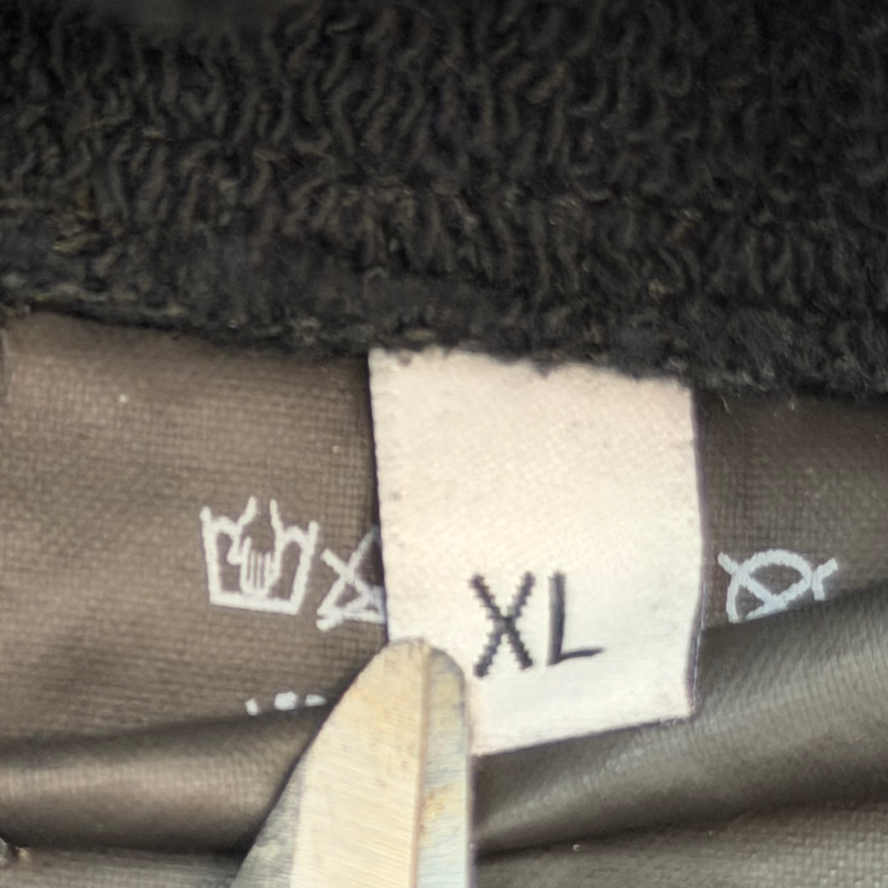Balenciaga Small Logo Crewneck Black