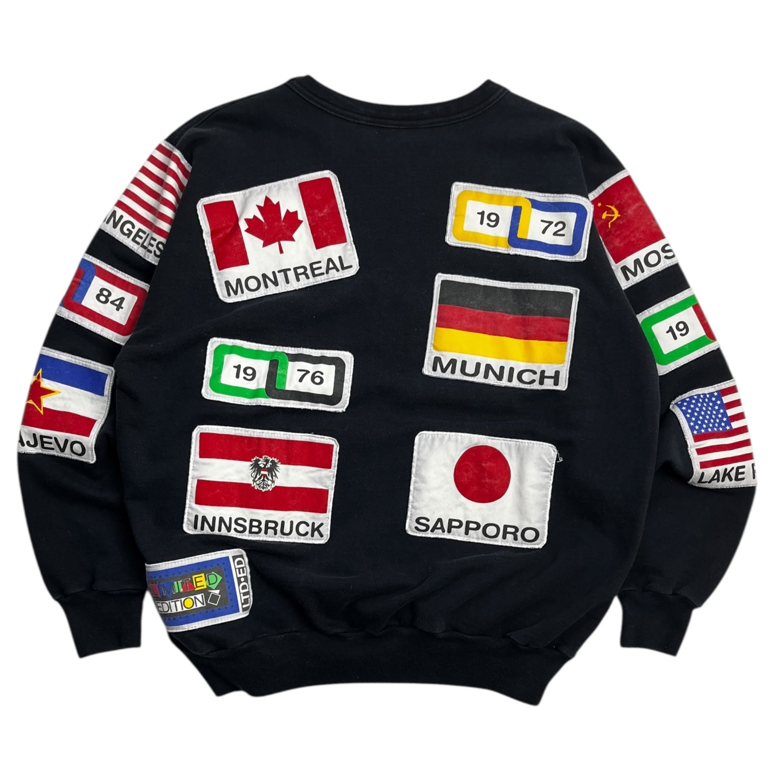 Vintage ‘80s Nations Crewneck