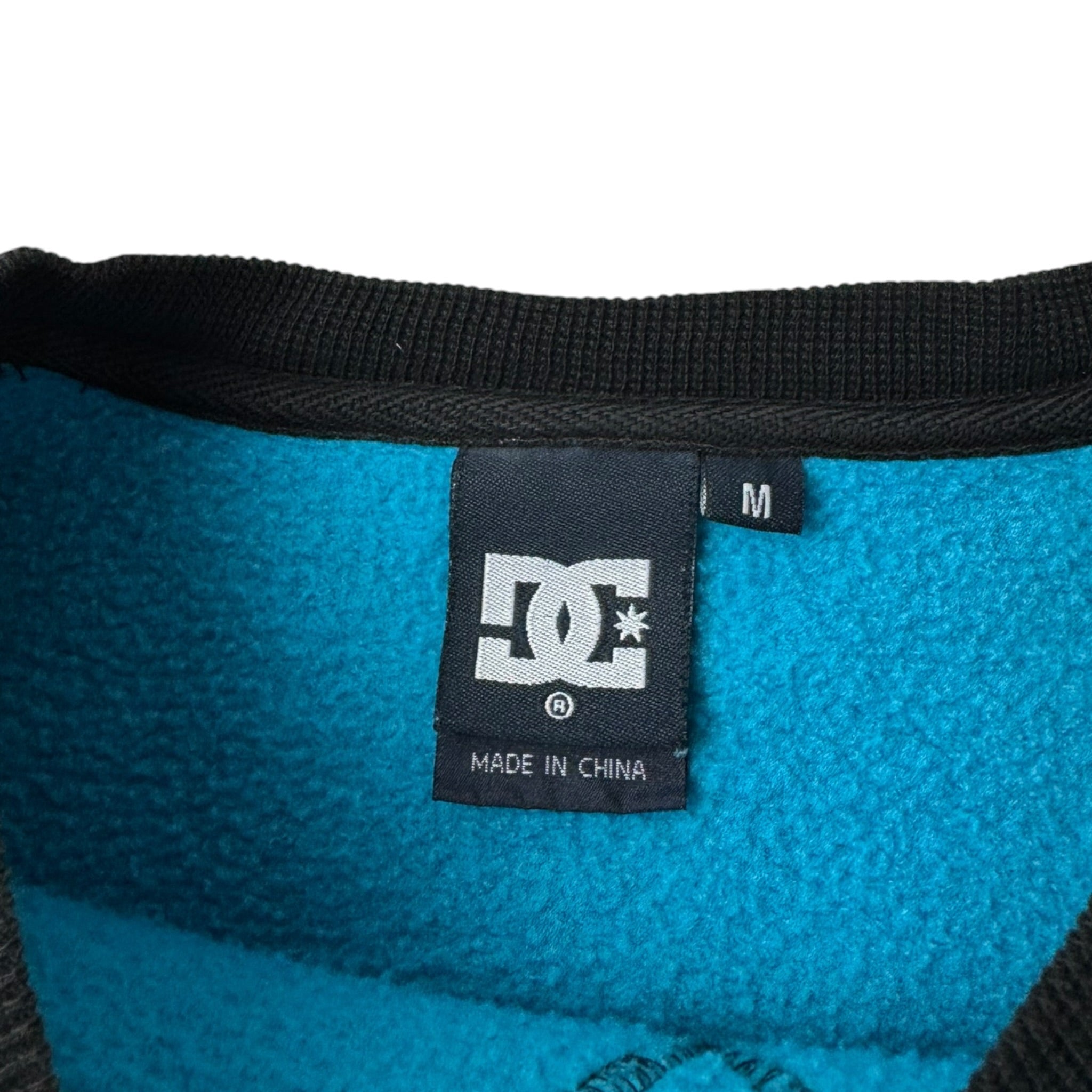 Vintage DC Shoes Spellout Embroidered Crewneck