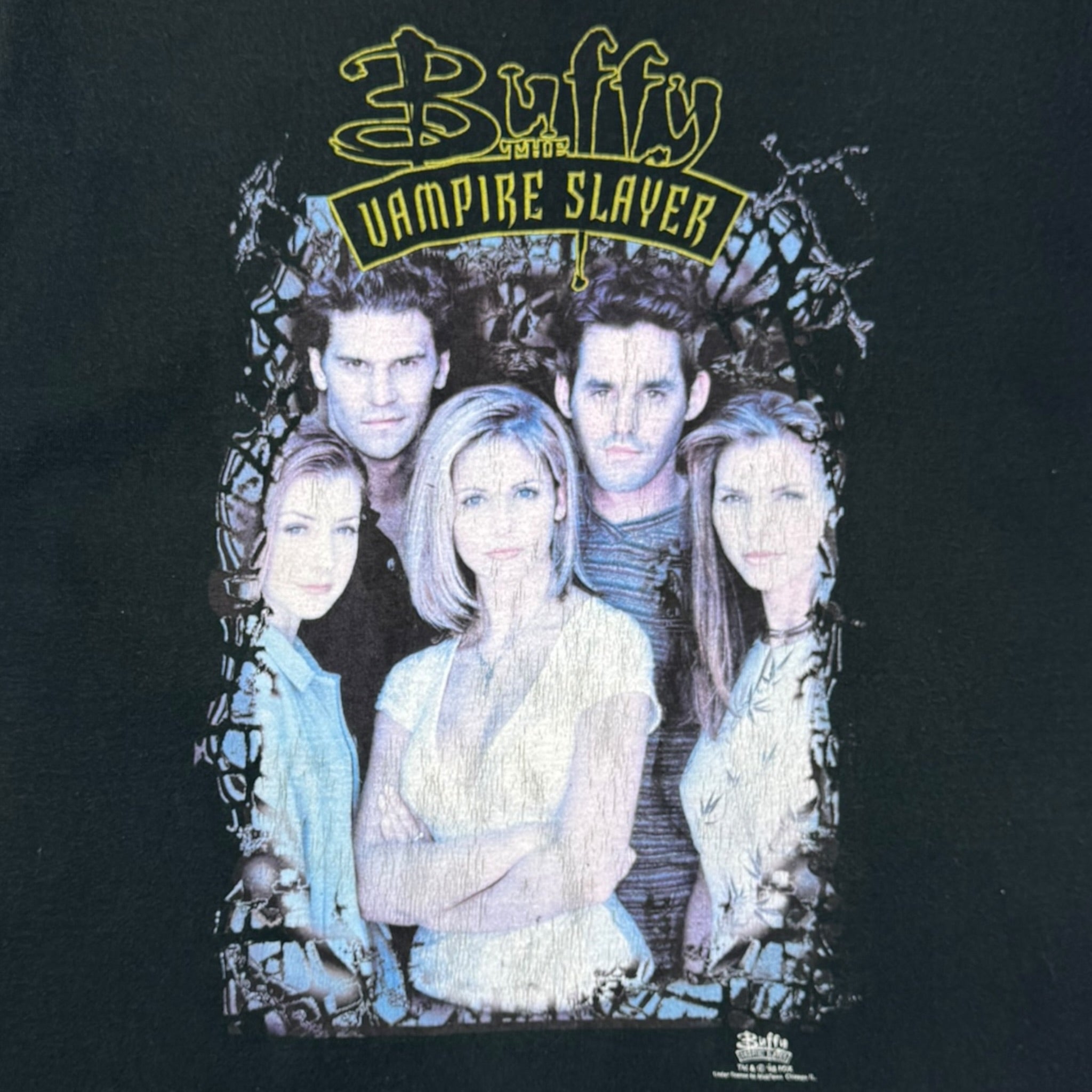 1998 Buffy The Vampire Slayer Family Portrait T-Shirt