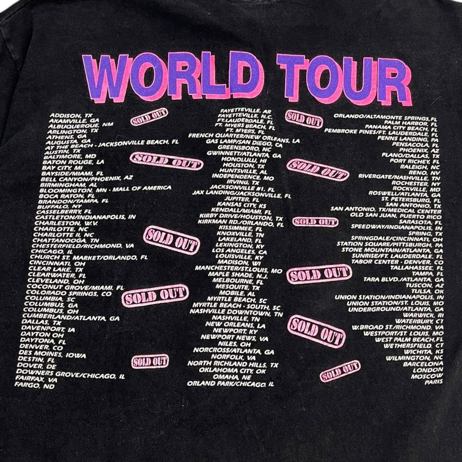 Vintage Hooters World Tour T-Shirt