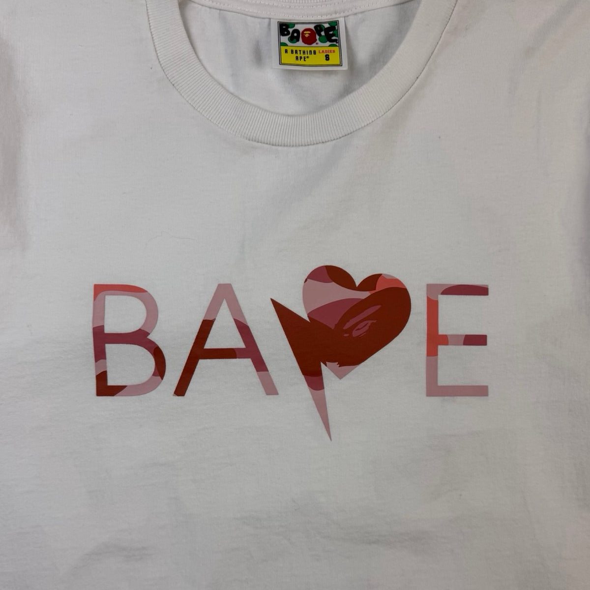 (W) Bape 1st Camo Heart Bape Logo T-Shirt Pink