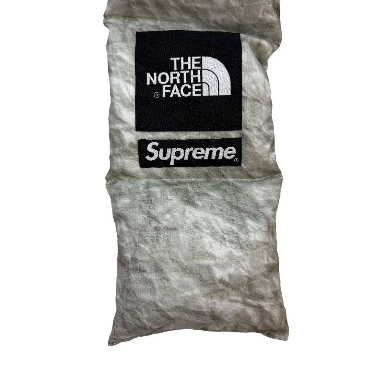 Supreme x The North Face Paper Print 700-Fill Down Scarf
