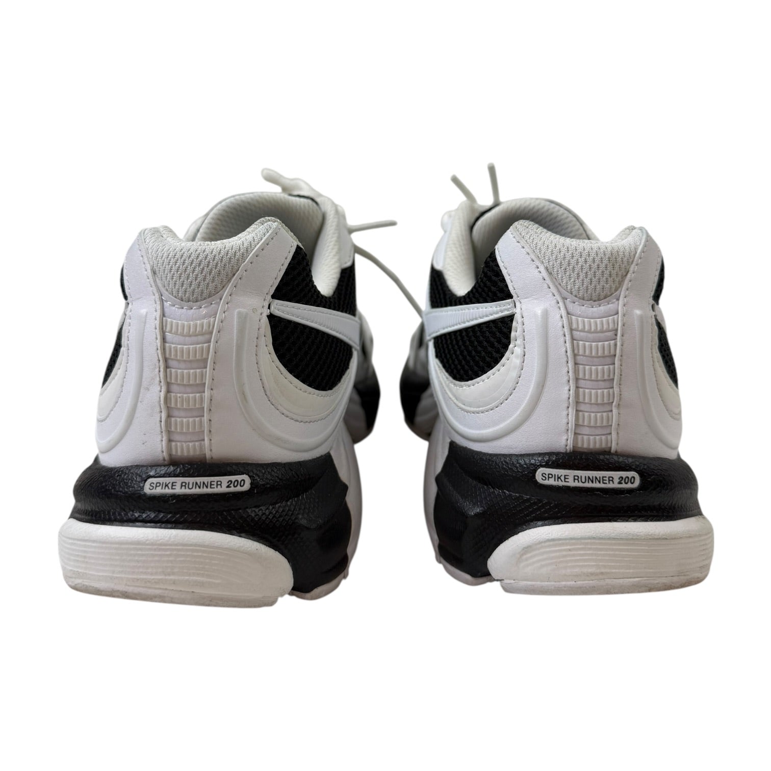 Reebok x Vetements Spike Runner 200 Black/White (Used)