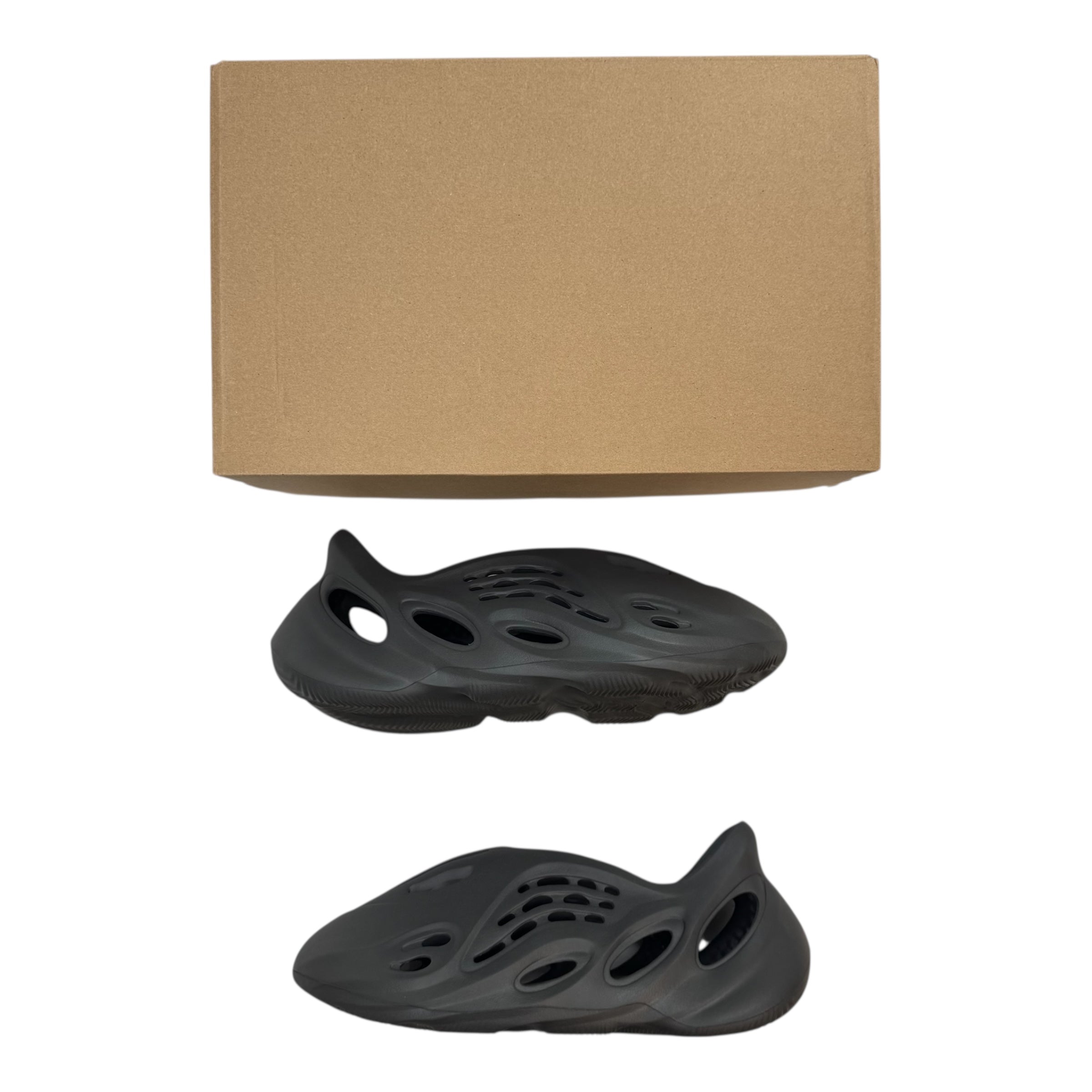 Yeezy Foam RNNR Carbon (Used)