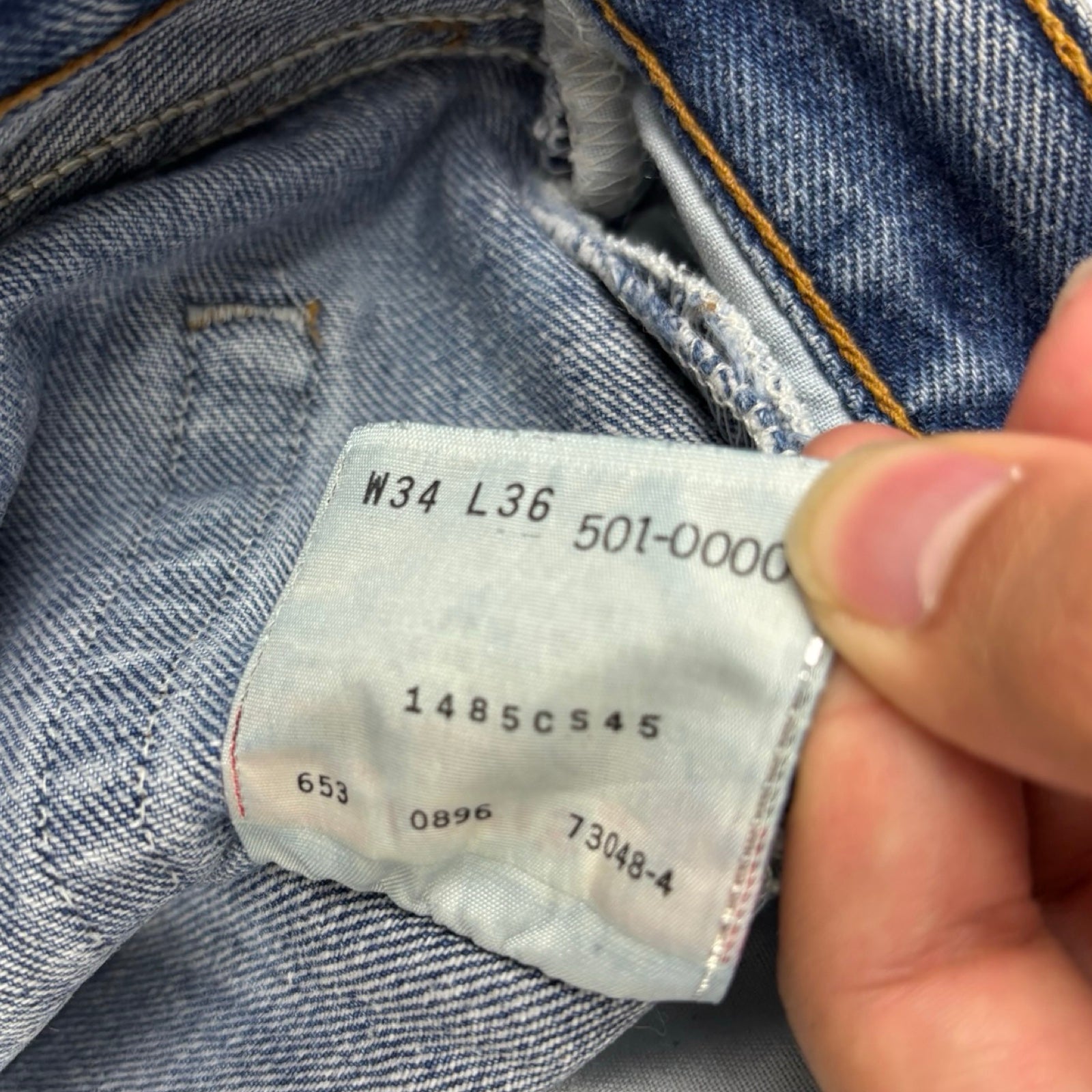 Vintage Levi’s 501xx Medium Wash Jean
