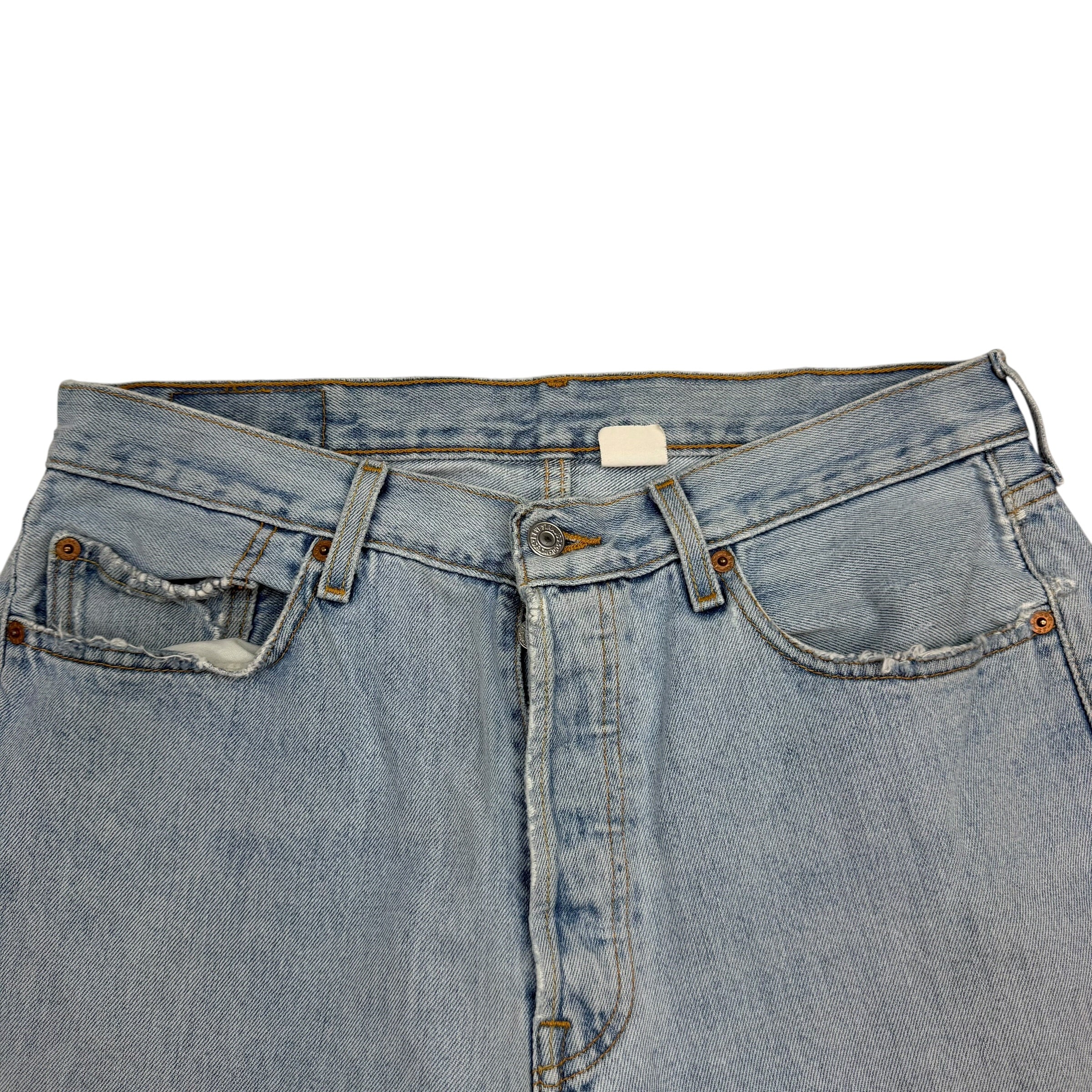 Vintage Levi’s 501 Blank Tab Light Wash Jeans Blue