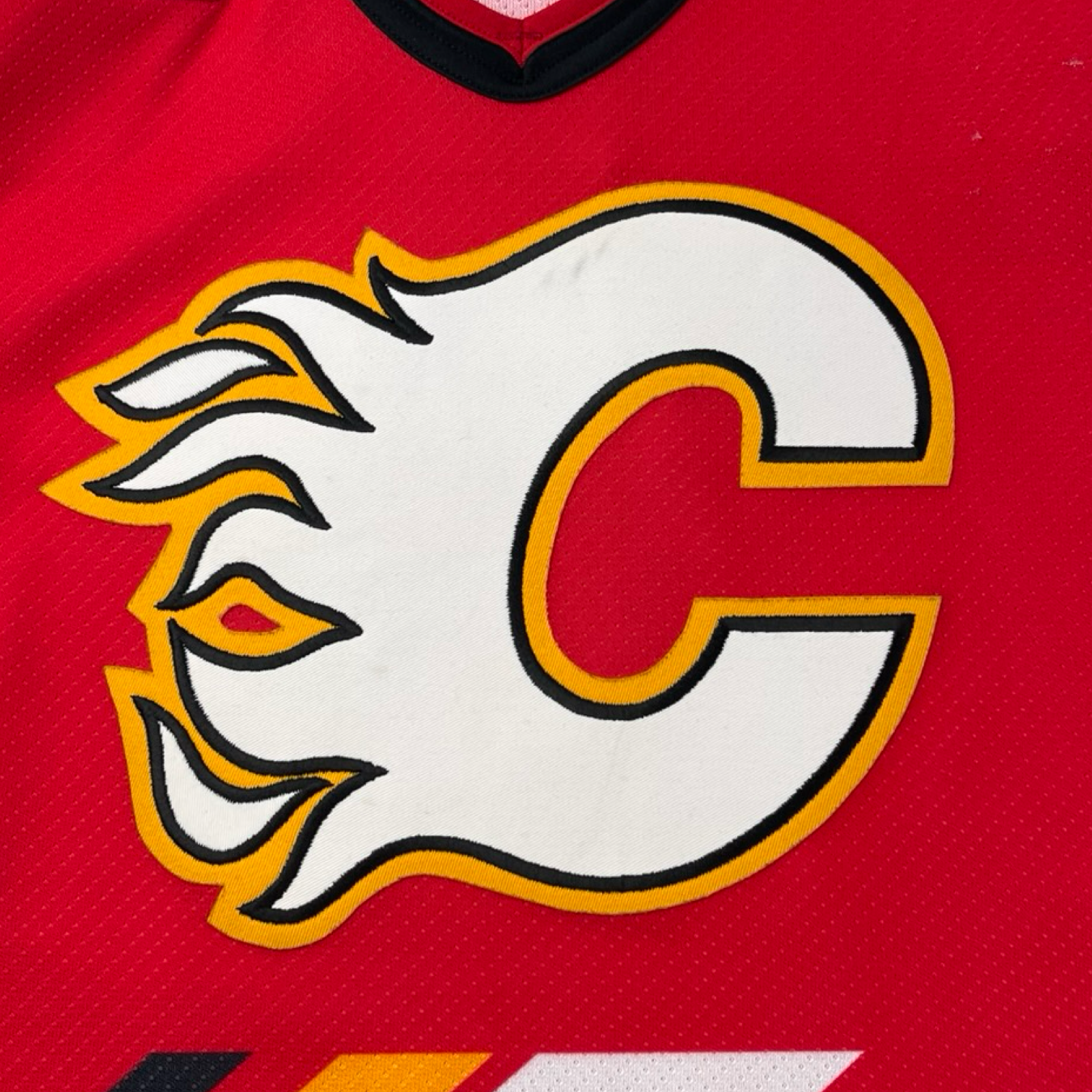 Vintage CCM Calgary Flames Jarome Iginla NHL Home Jersey