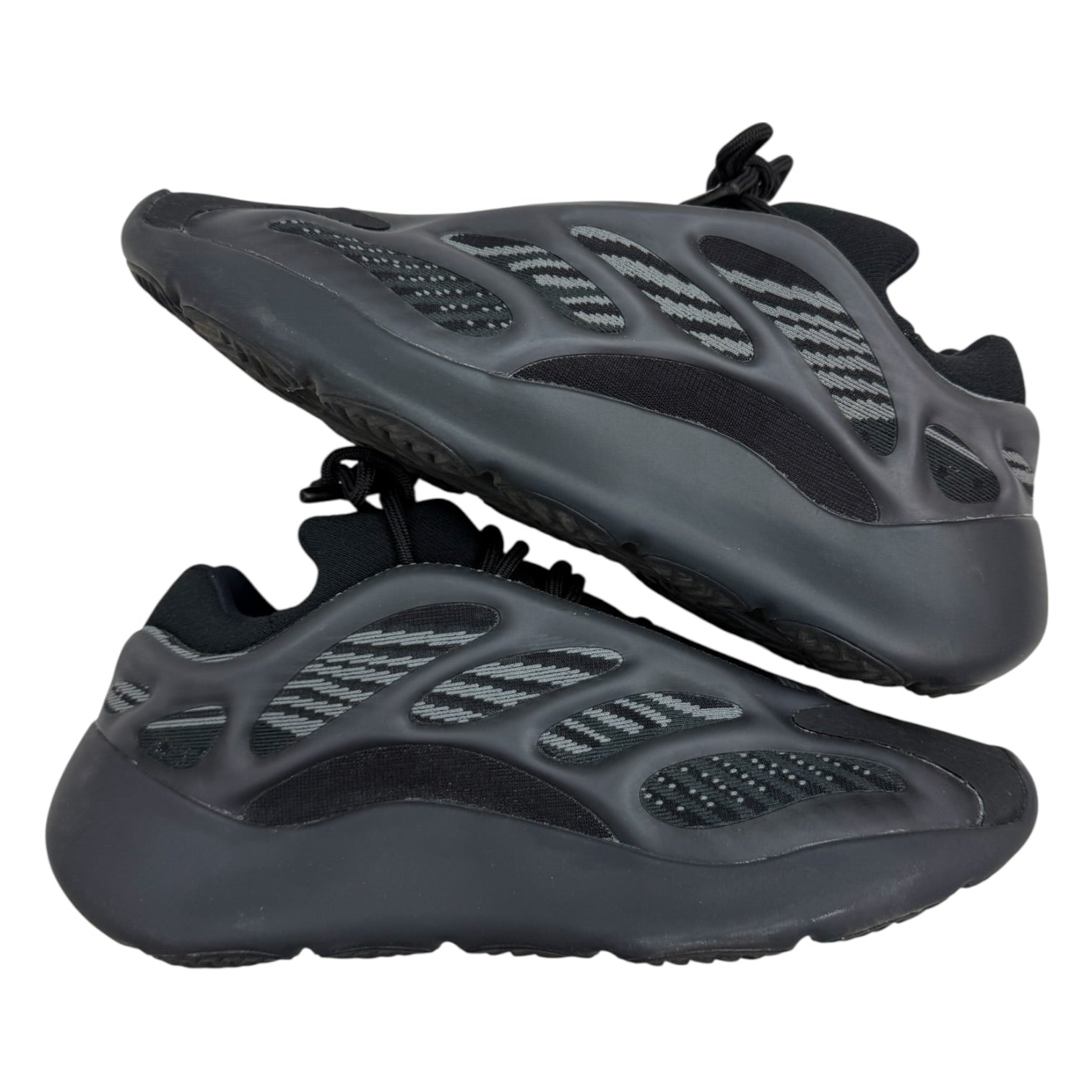 Yeezy 700 V3 Alvah (Used)