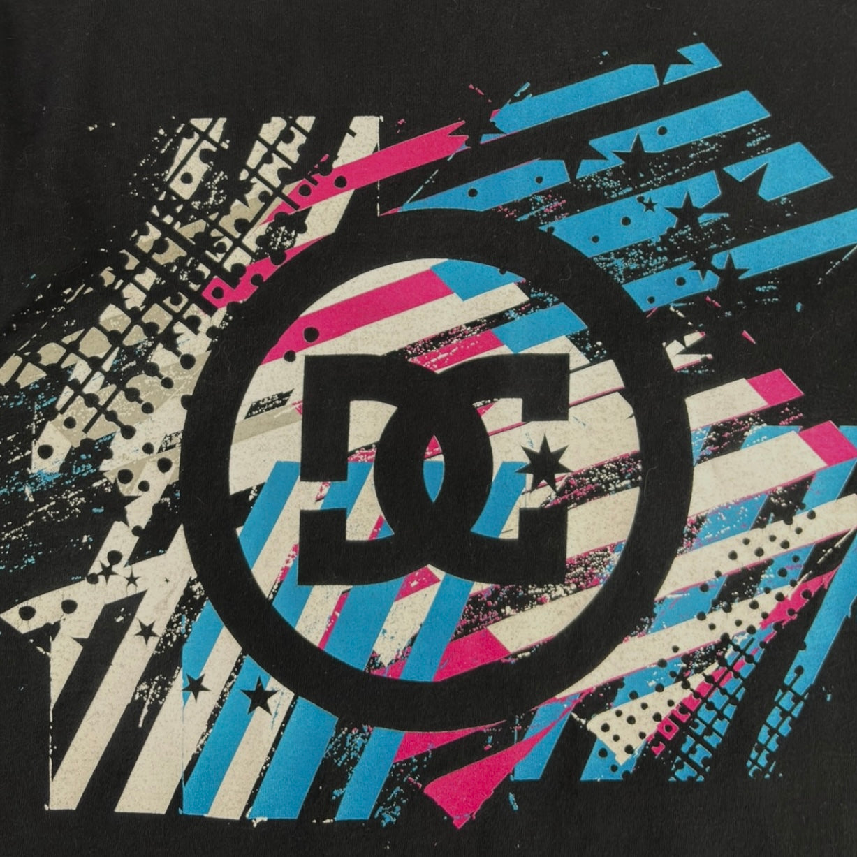 (W) Y2K DC Shoe Co Graphic Tee Black