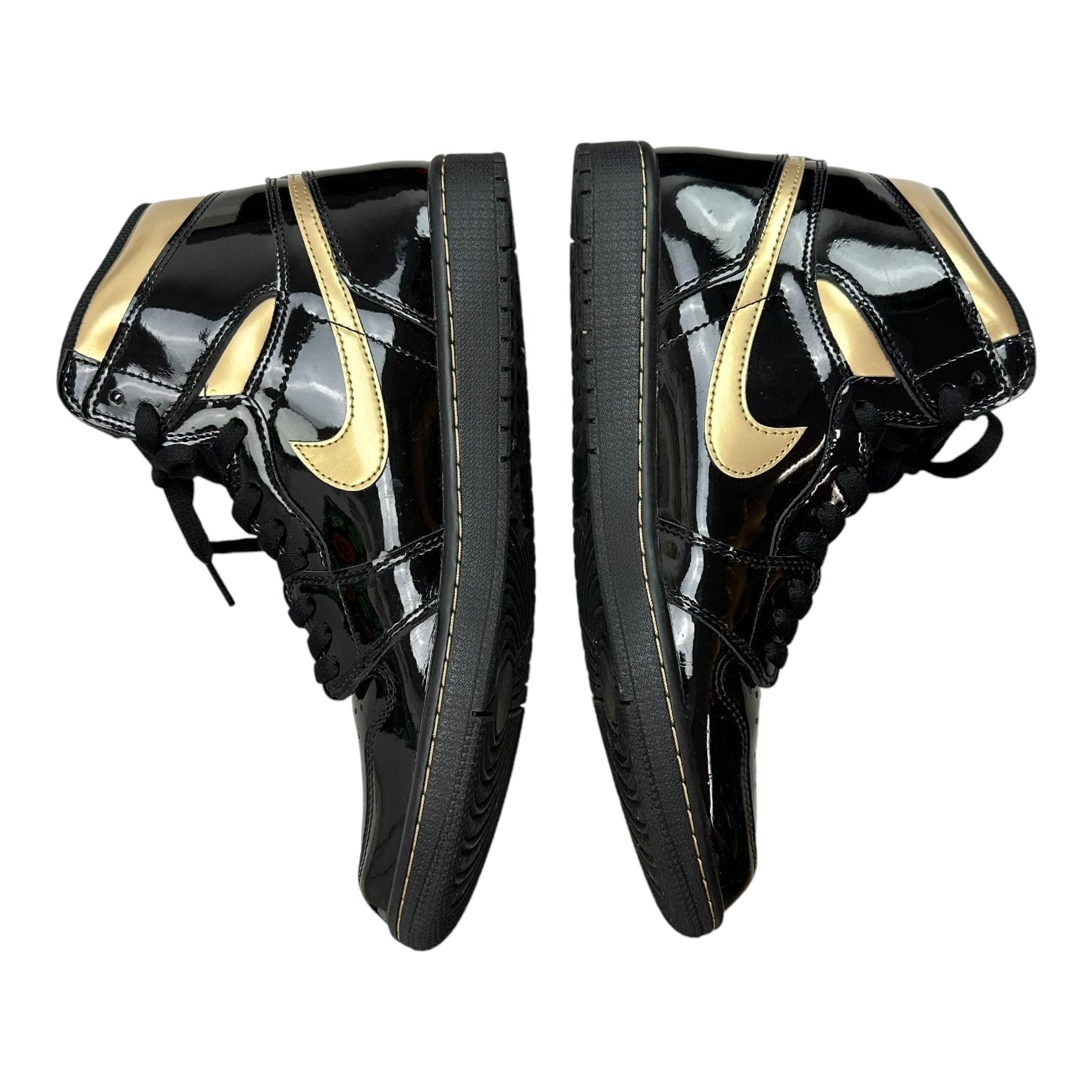 Jordan 1 Retro High Black Metallic Gold (2020) (Used)