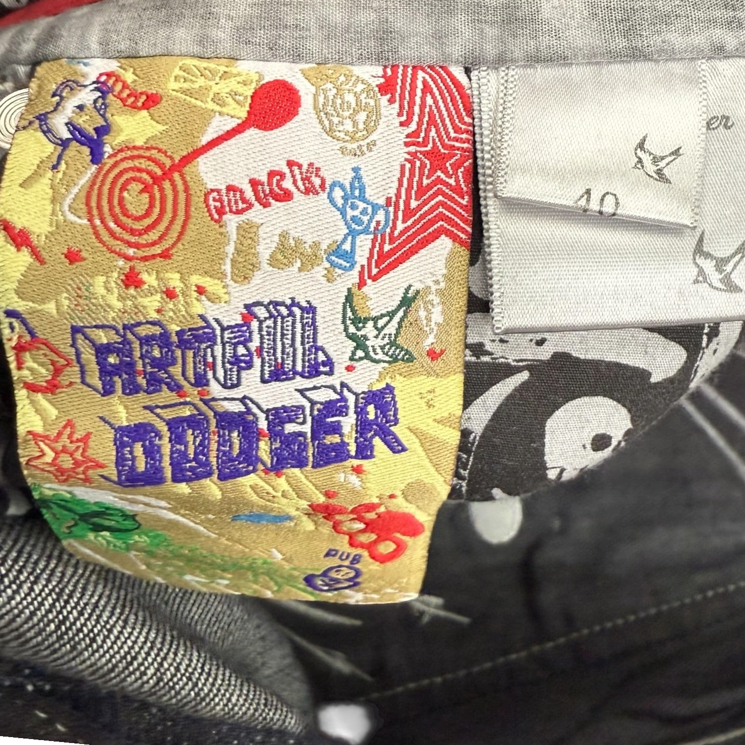 Vintage Y2K Artful Dodge Embroidered Denim Pants Dark Wash