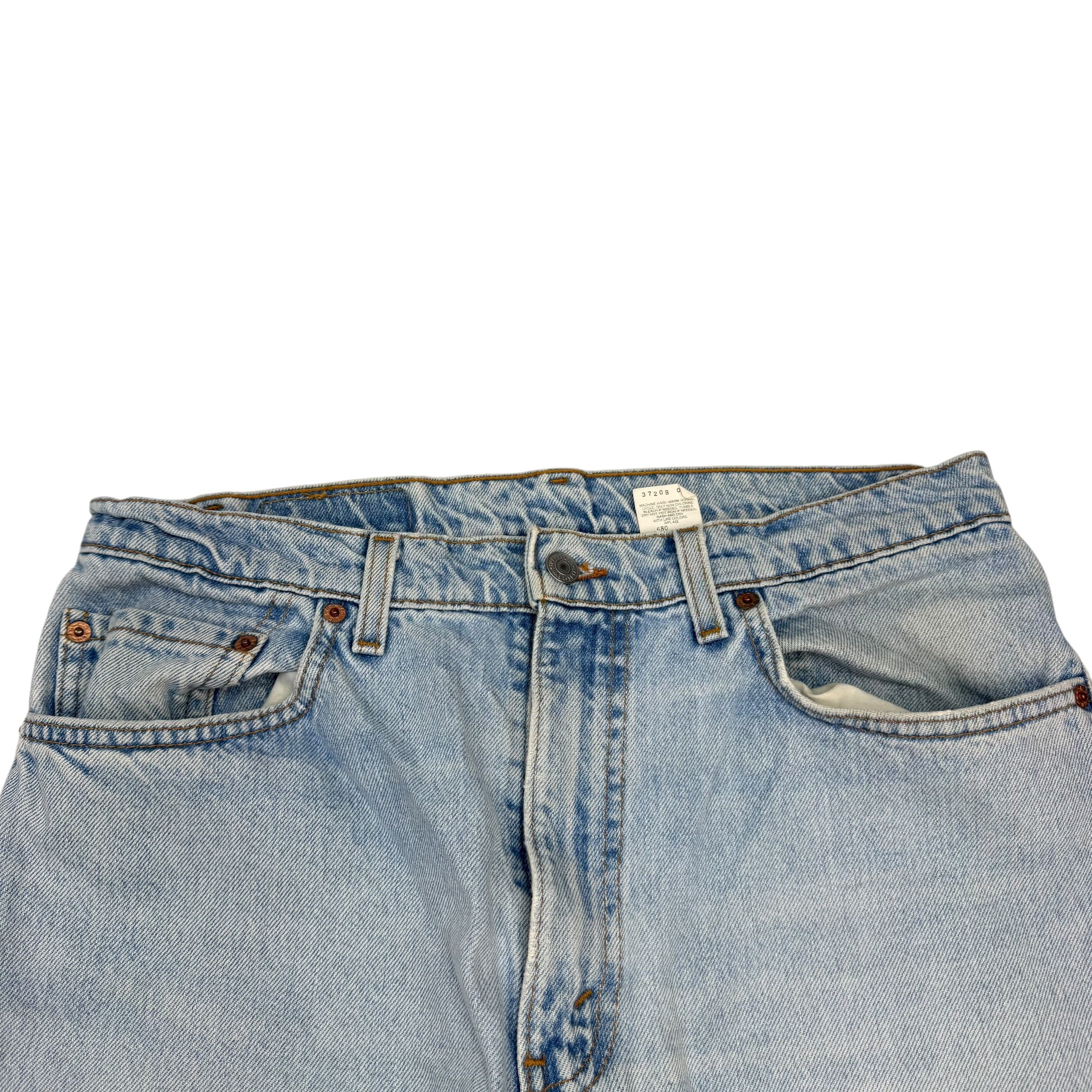 Vintage Levi’s 505 Light Wash Denim Jeans Blue