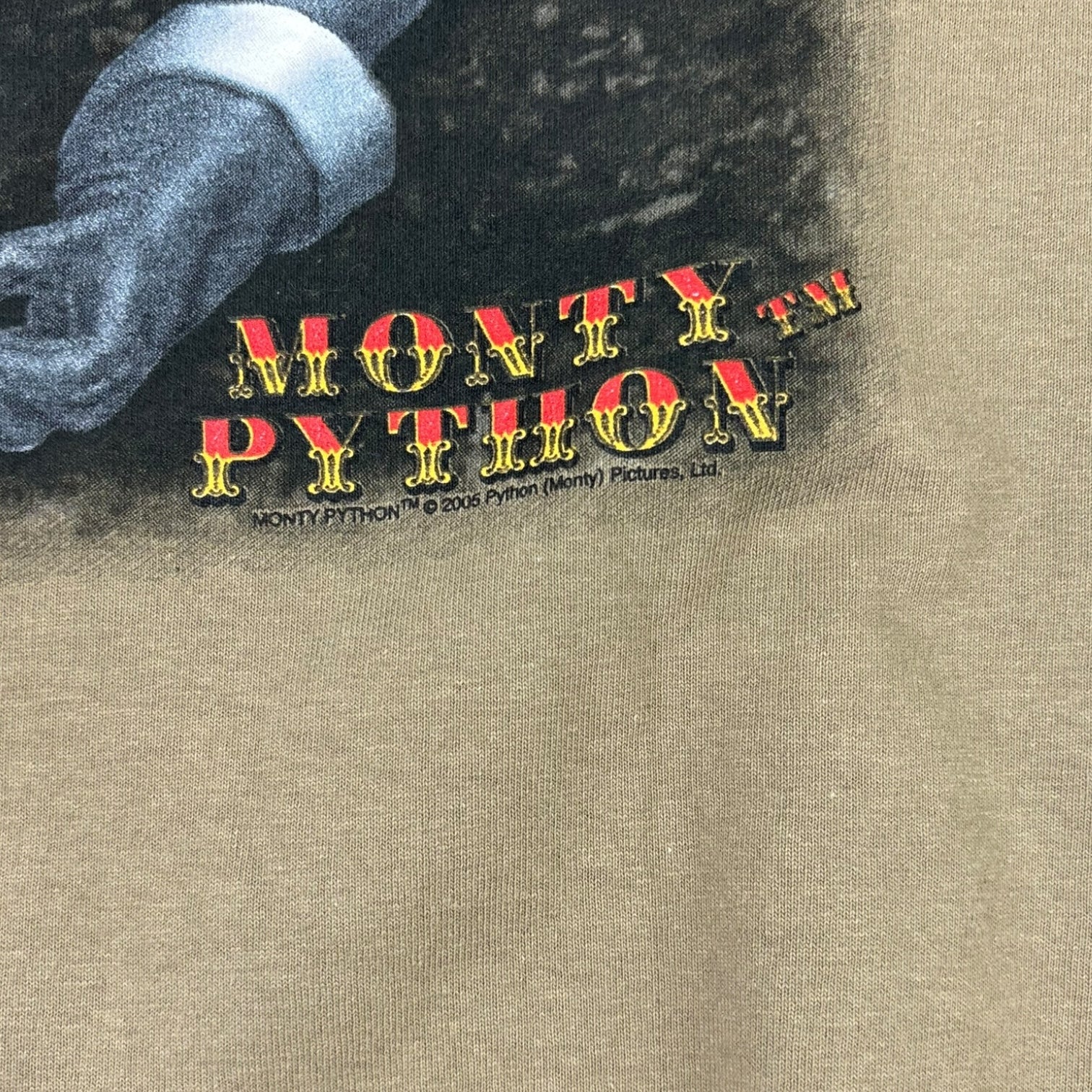 Vintage 2005 Monty Python “It’s Just A Flesh Wound” T-Shirt Tan