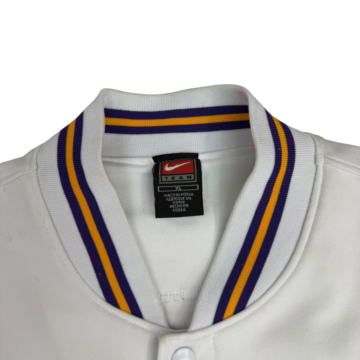 Vintage Nike Los Angeles Lakers Snap Button Shootaround Jersey White