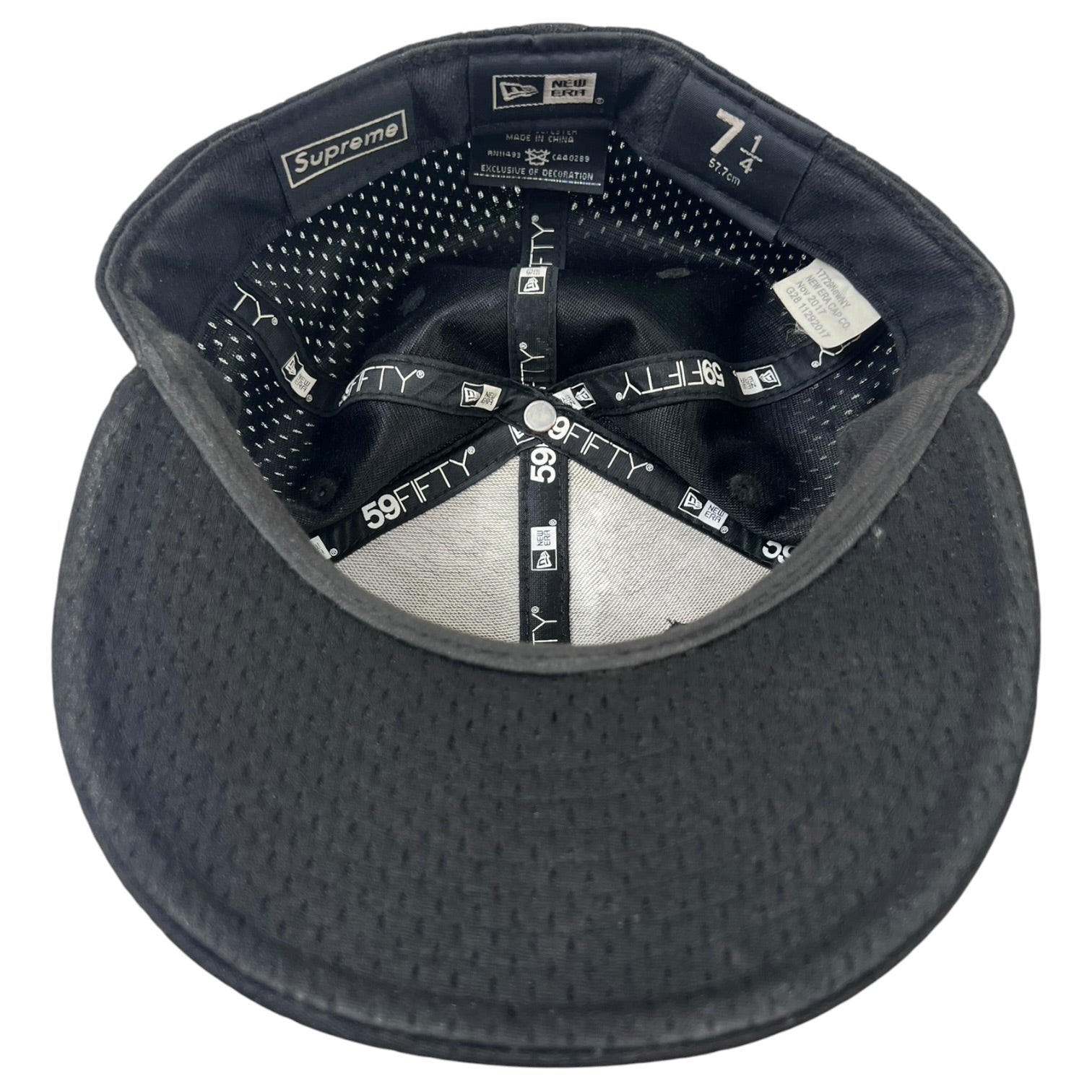 Supreme x New Era Mesh Box Logo Fitted Hat Black