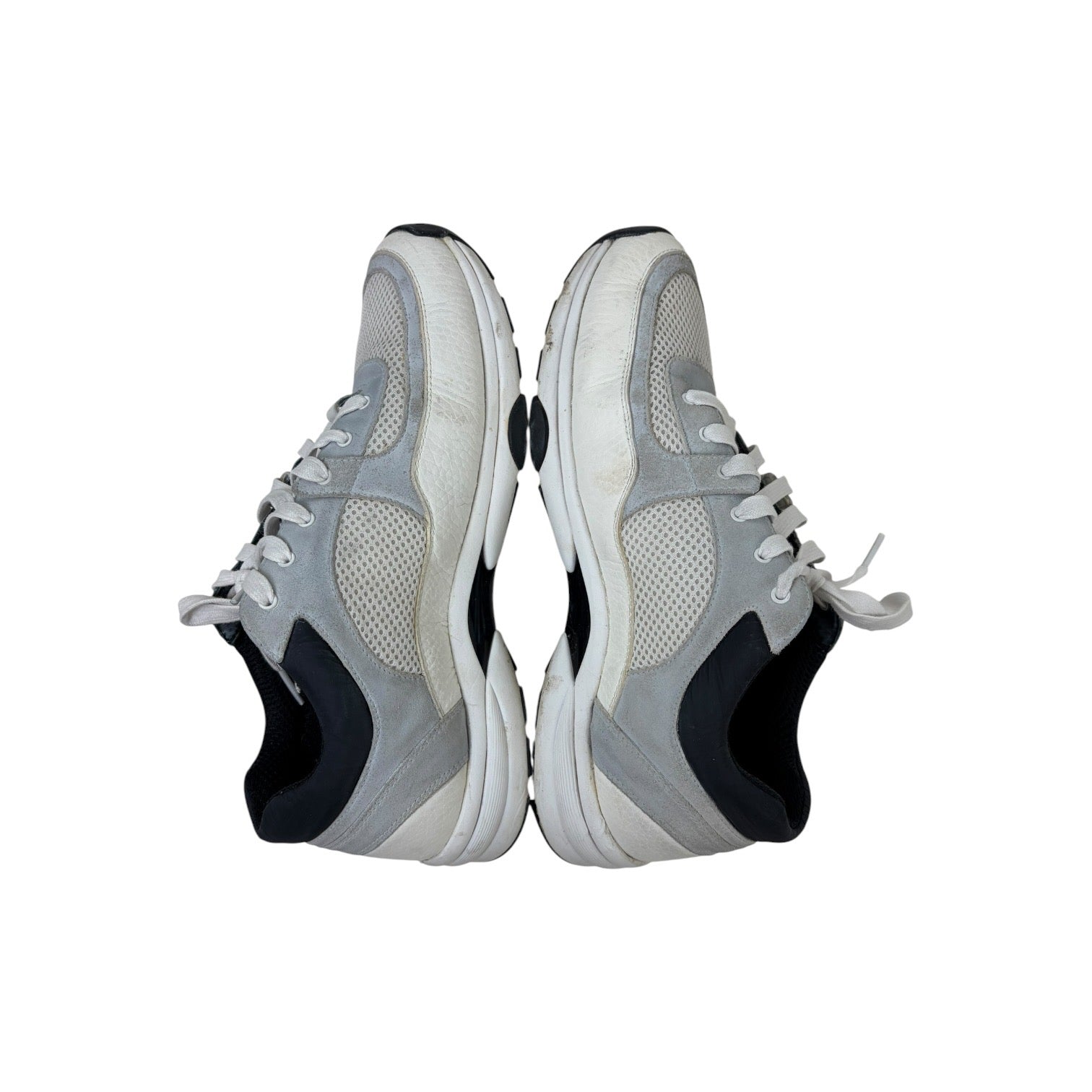 Chanel Low-Top Sneaker White/Grey (Used)