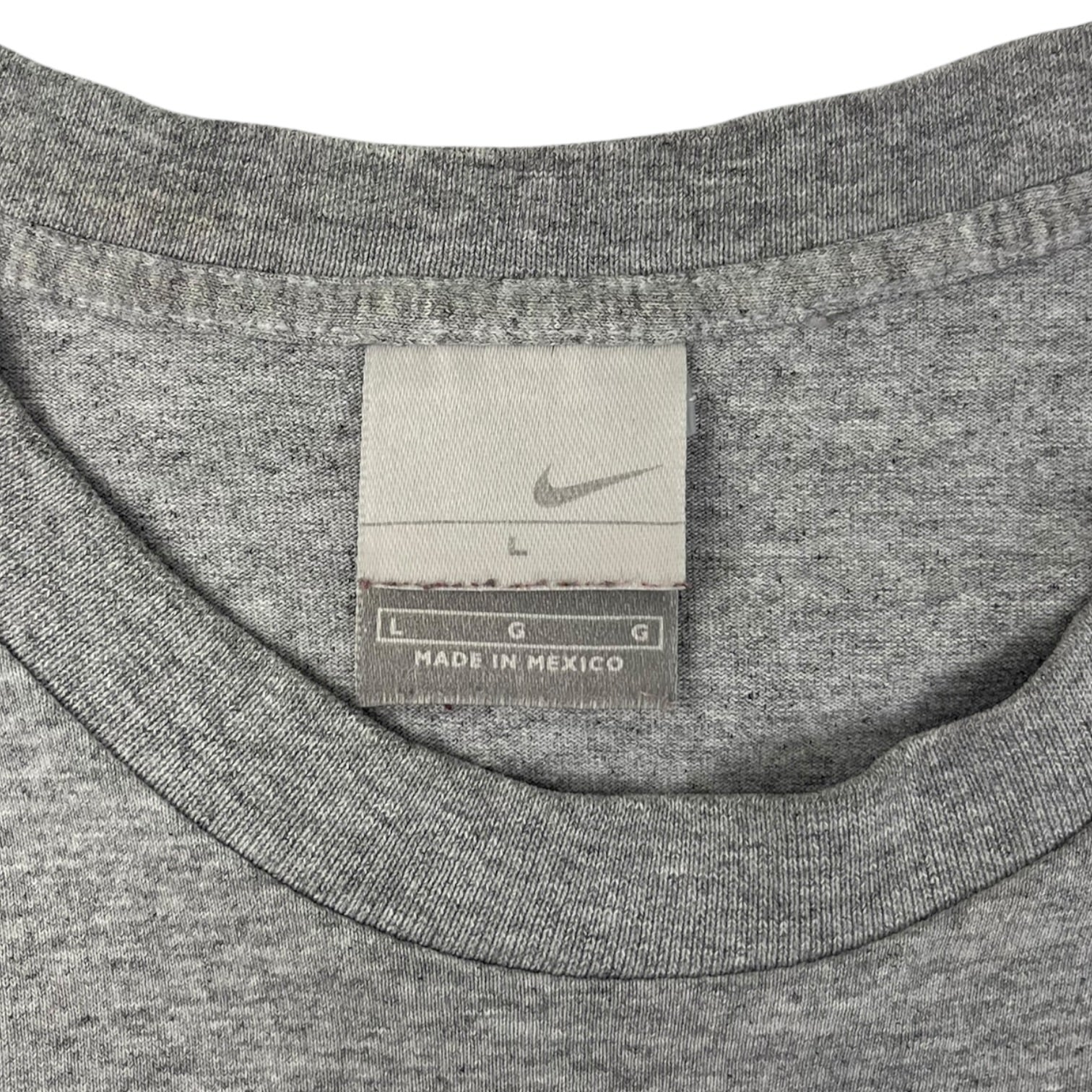 Vintage Nike Mini Swoosh T-Shirt Grey