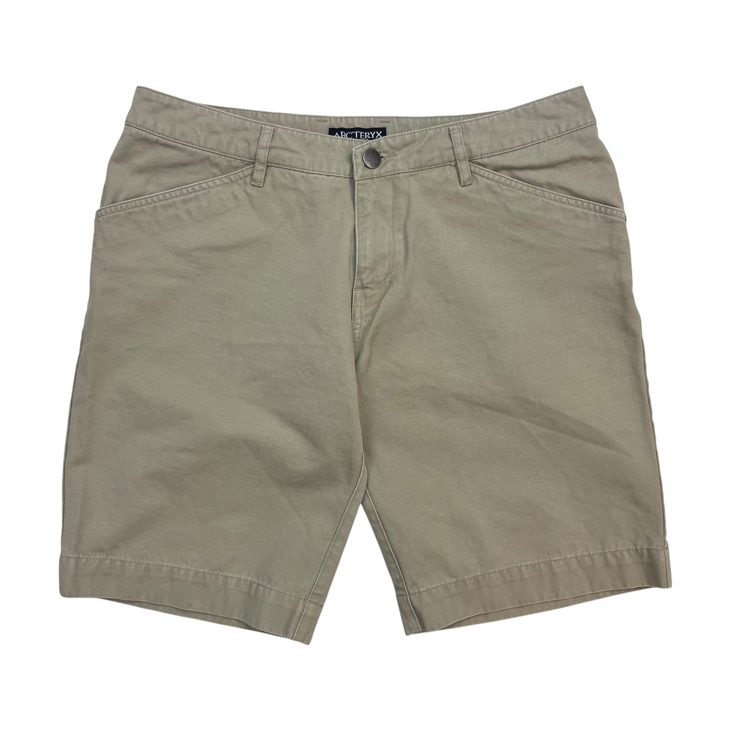 (W) Arc’teryx Cargo Shorts Khaki
