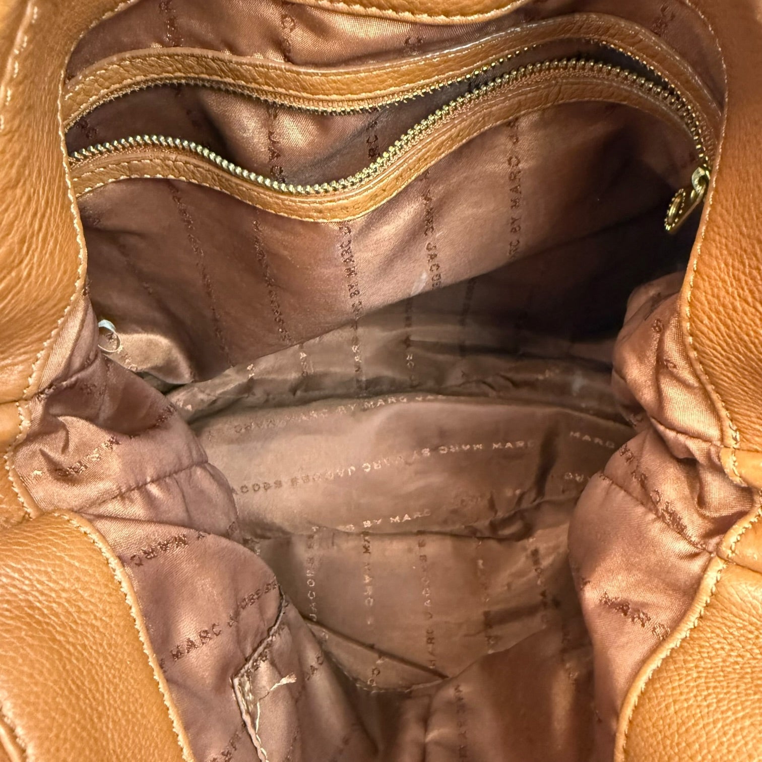 (W) Vintage Marc By Marc Jacob’s Hobo Handbag Brown