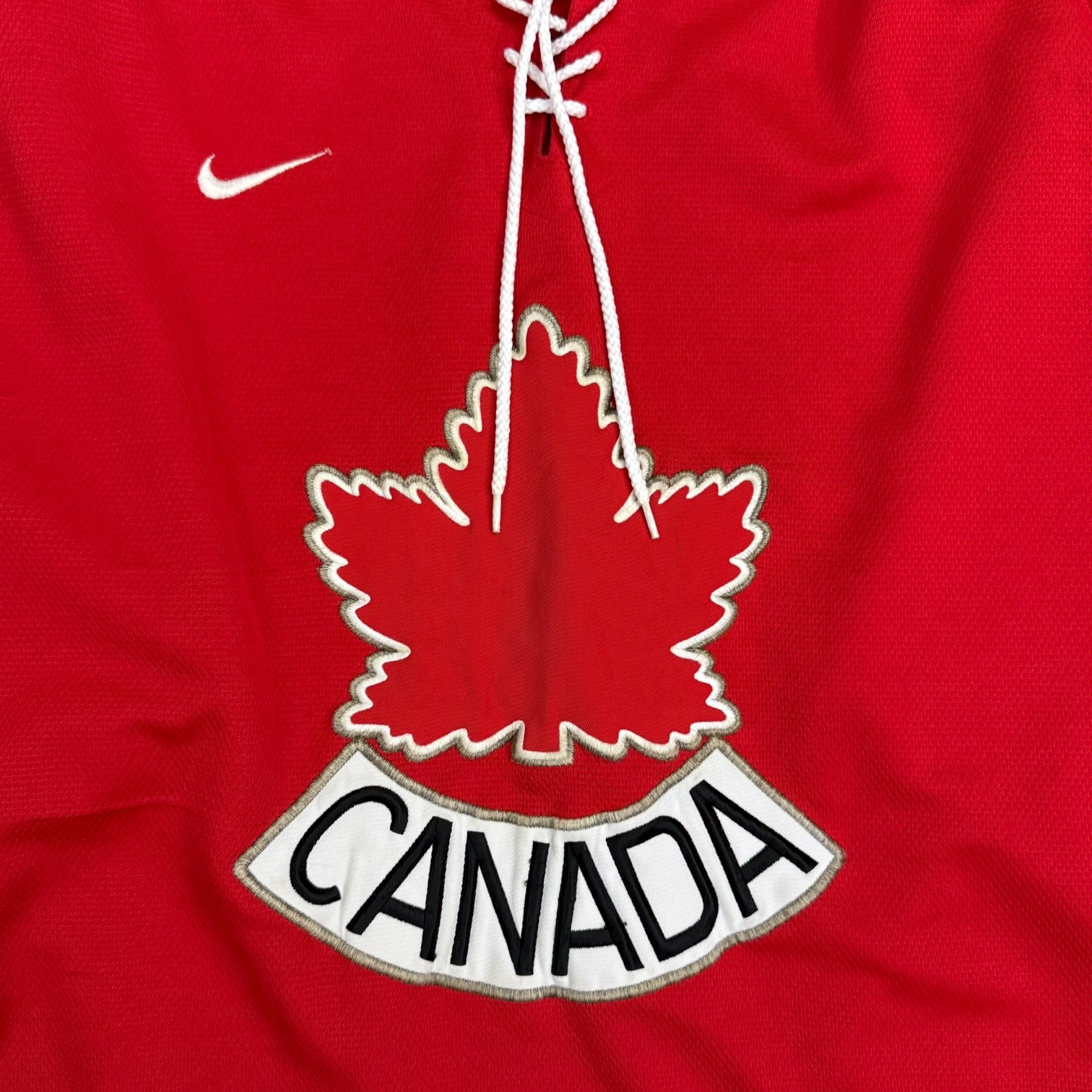 2002 Nike Team Canada Home Jersey Red