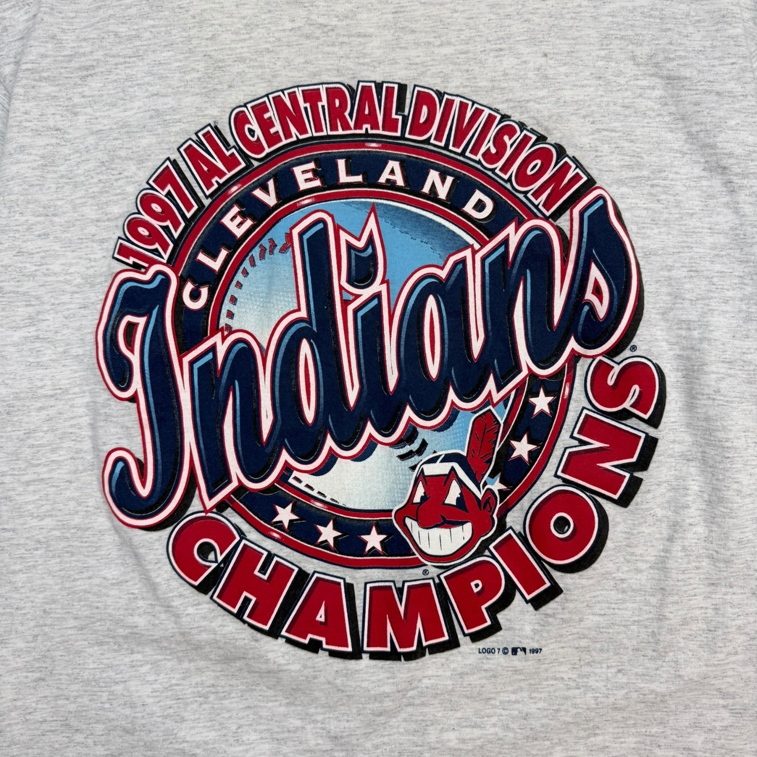 Vintage 1997 Cleveland Indians T-Shirt Grey