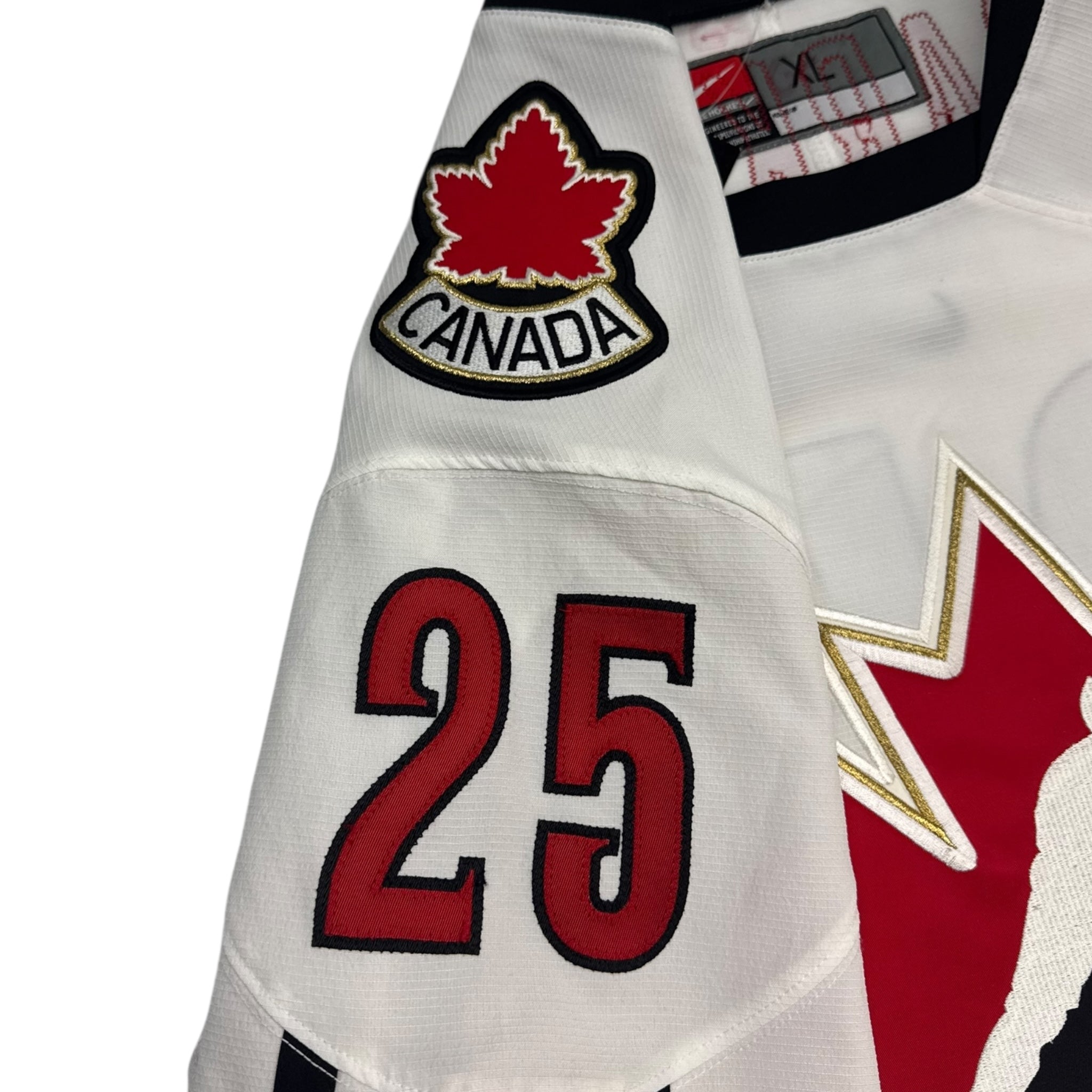 Vintage NWT Nike Team Canada Cam Barker NHL Jersey