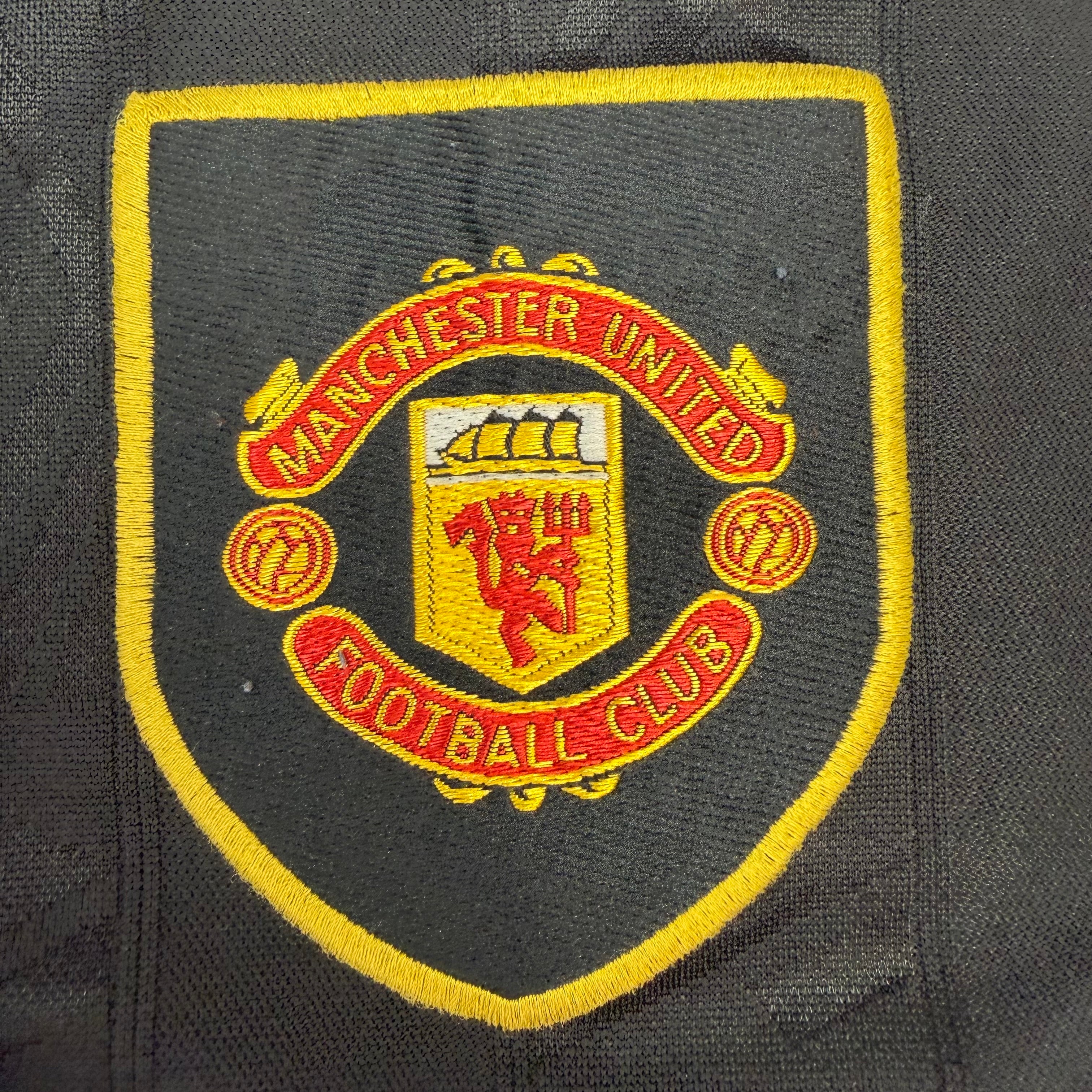 Vintage Umbro 1993-95 Manchester United Away Jersey Black