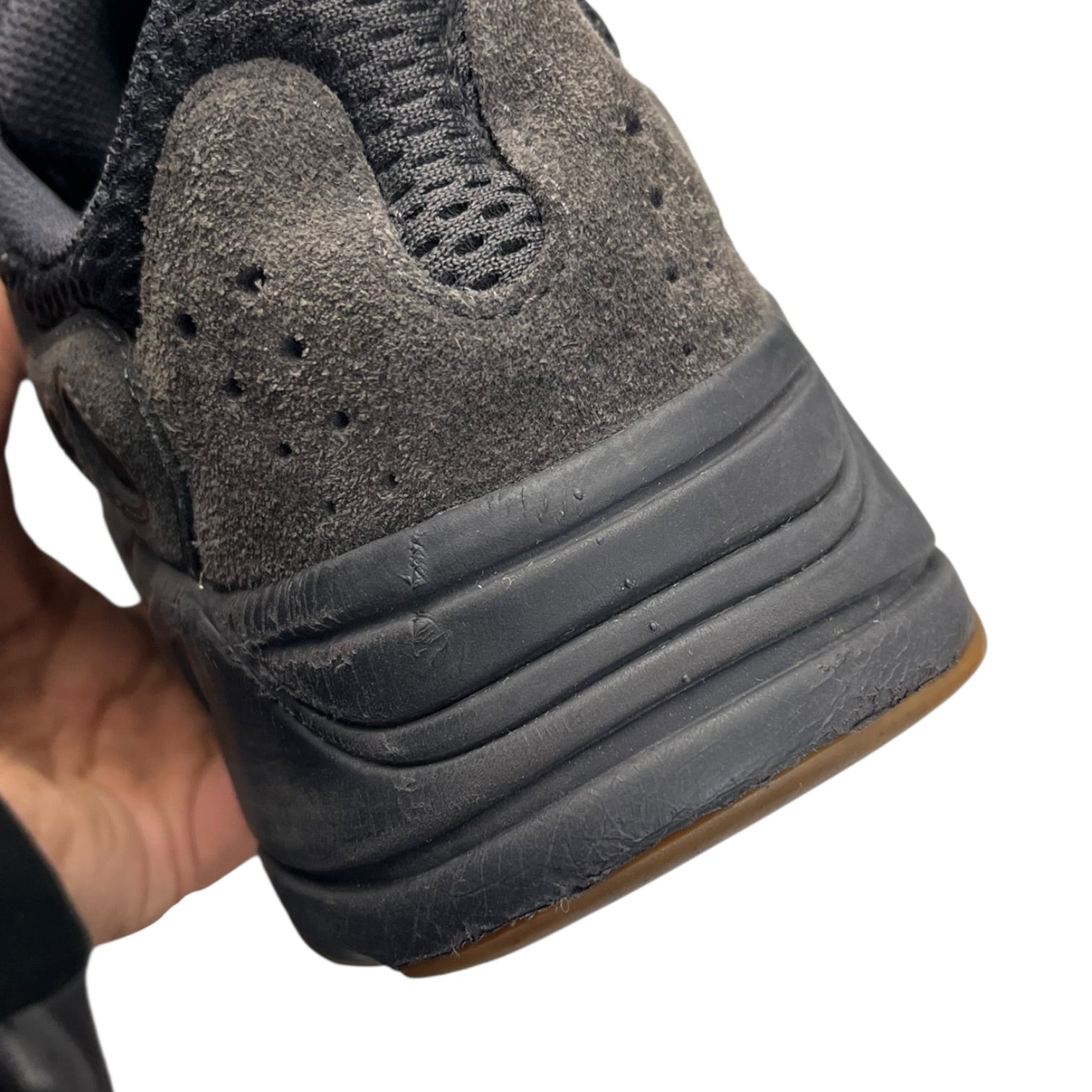 adidas Yeezy Boost 700 Utility Black (Used)