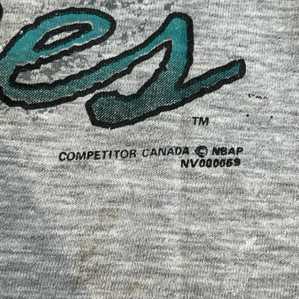 Vintage 1994 NBA Vancouver Grizzlies T-Shirt