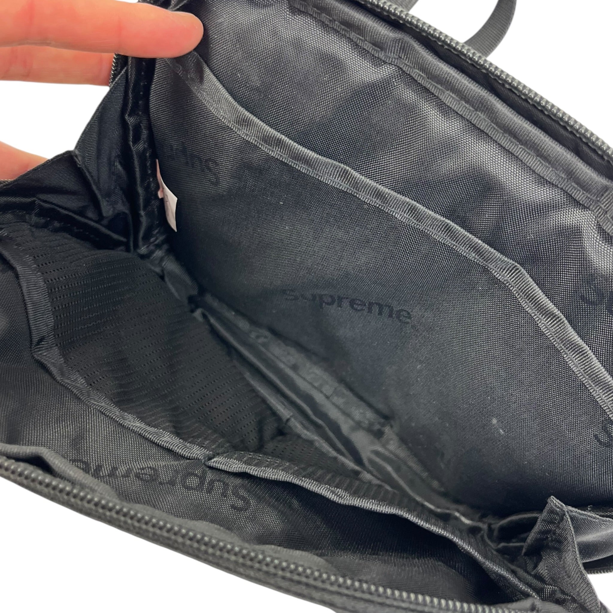 Supreme Shoulder Bag (FW18) Black