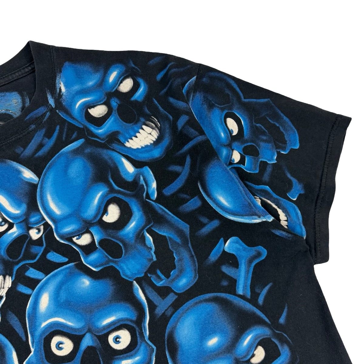 2001 Liquid Blue AOP Skull Pile T-Shirt Black/Blue