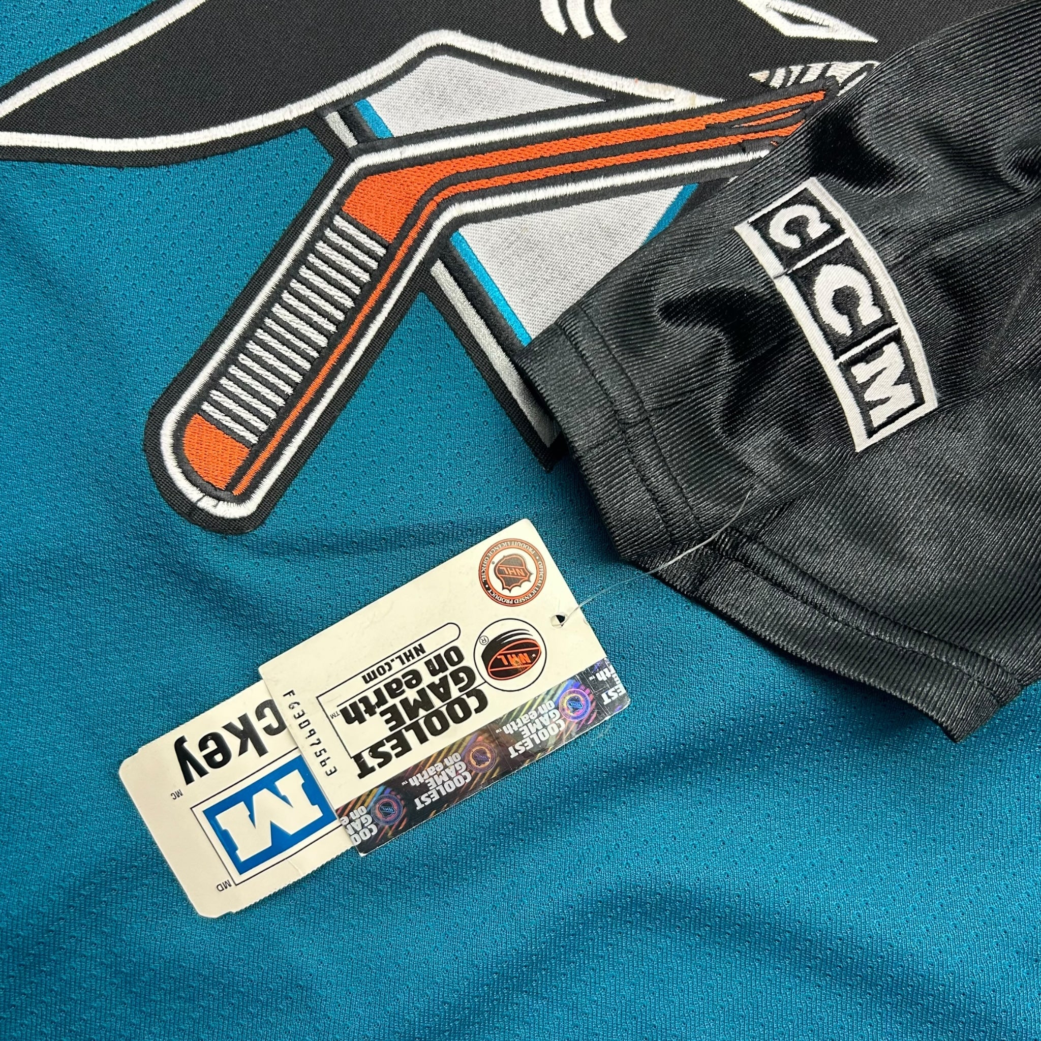 Vintage San Jose Sharks Owen Nolan Signed NHL Jersey