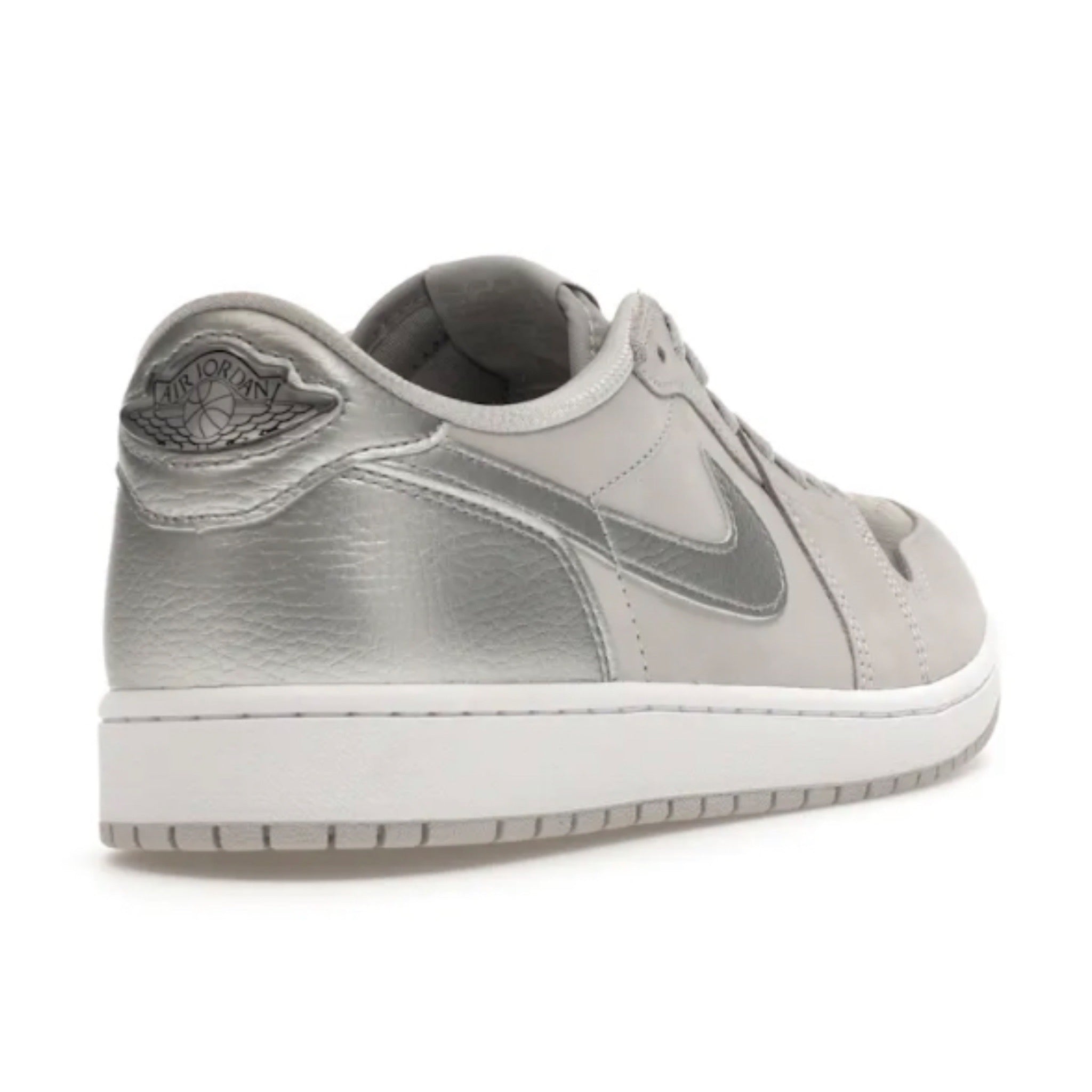 Jordan 1 Low OG Metallic Silver