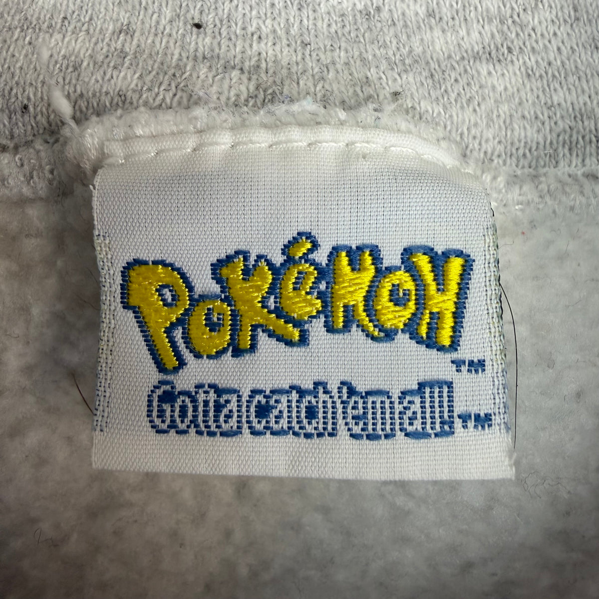 (W) 1999 Pokémon Catch ‘Em All! Crewneck Grey