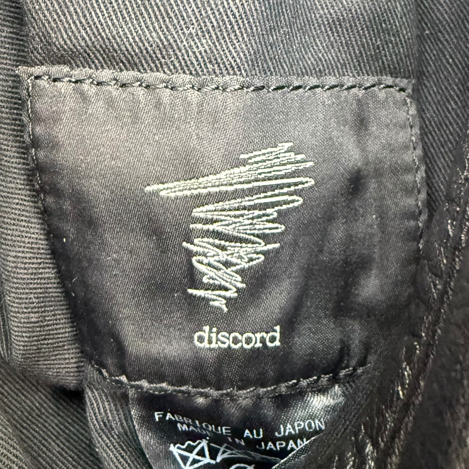 Yohji Yamamoto Discord Tuck Sling Bag Black