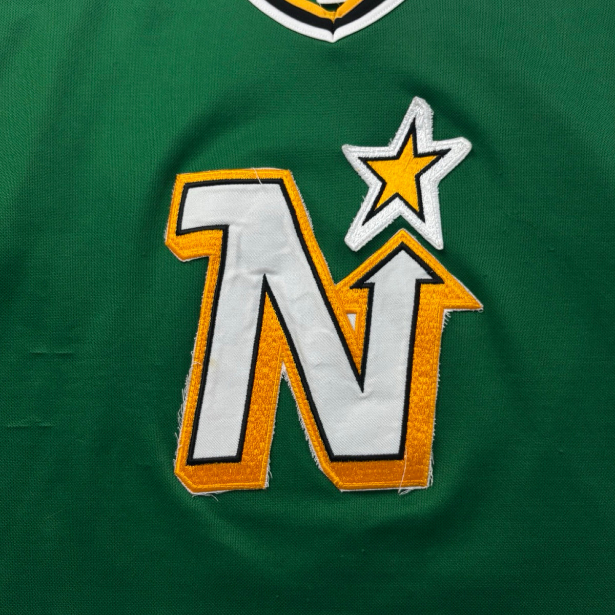 ‘90s CCM Minnesota North Stars NHL Away Jersey