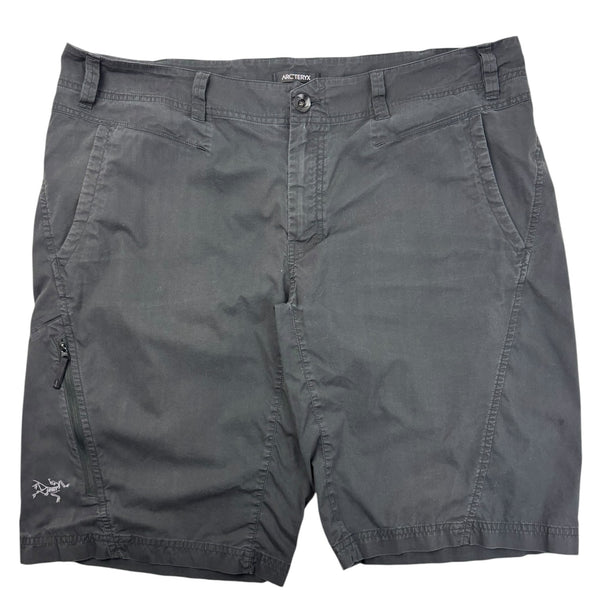 Arc'Teryx Stowe Shorts Dark Grey