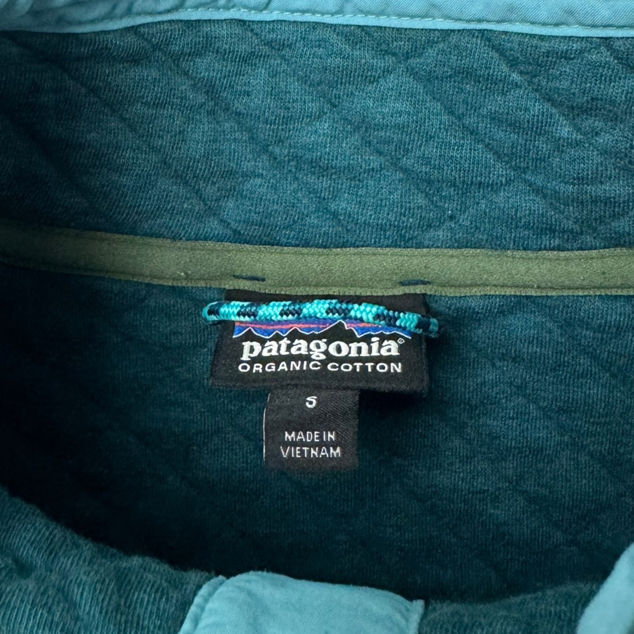 Vintage Patagonia Organic Cotton T-Snap Quilted Sweater