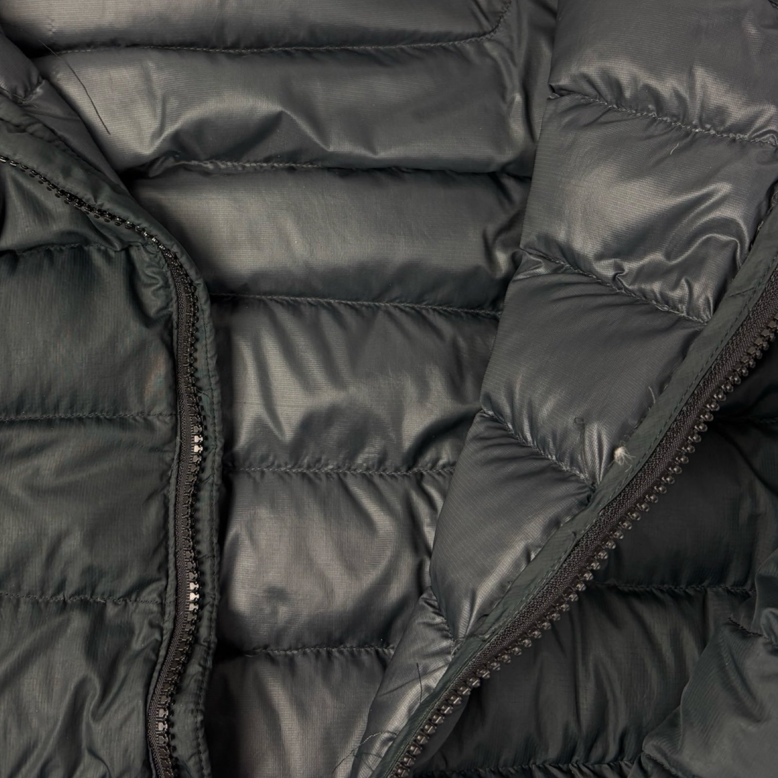 Arc’Teryx Cerium LT Hoody Black Green