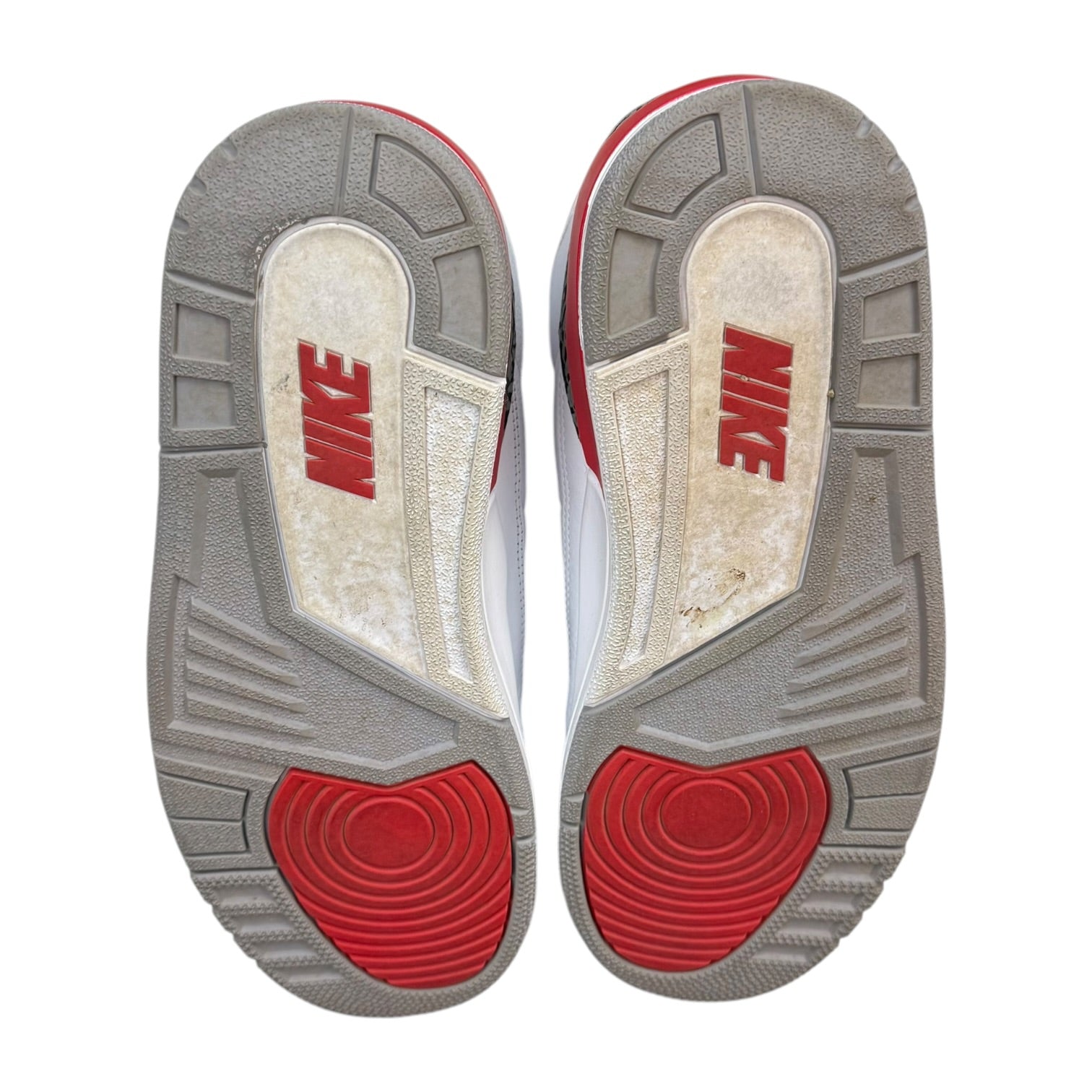 Jordan 3 Retro Fire Red (2022) (Used)