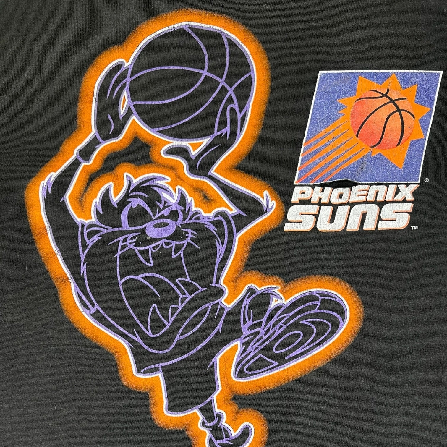 Vintage 1990’s Looney Tunes Taz X Phoenix Suns T-Shirt Faded Black