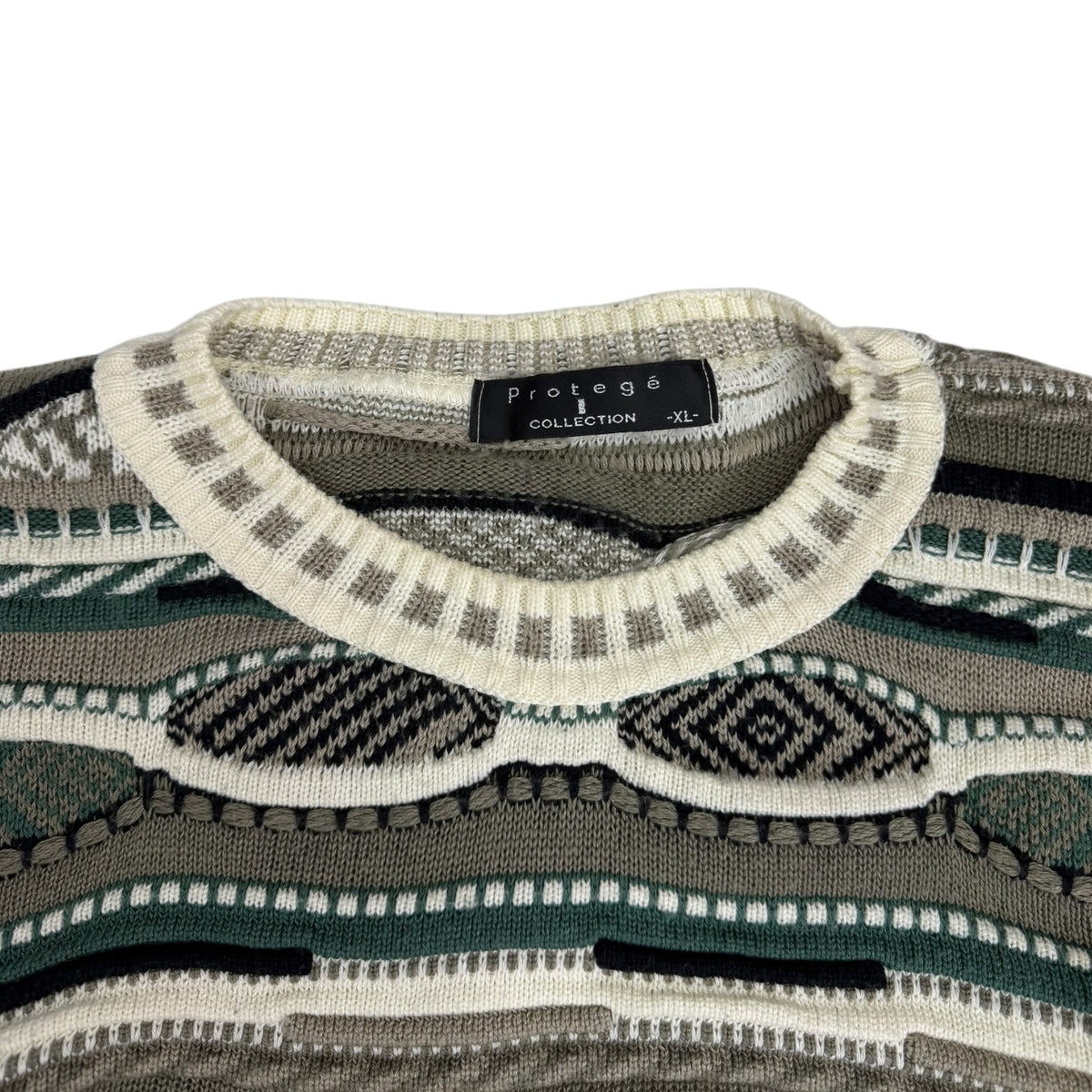 Vintage Protege Collection 3D Knit Sweater Cream
