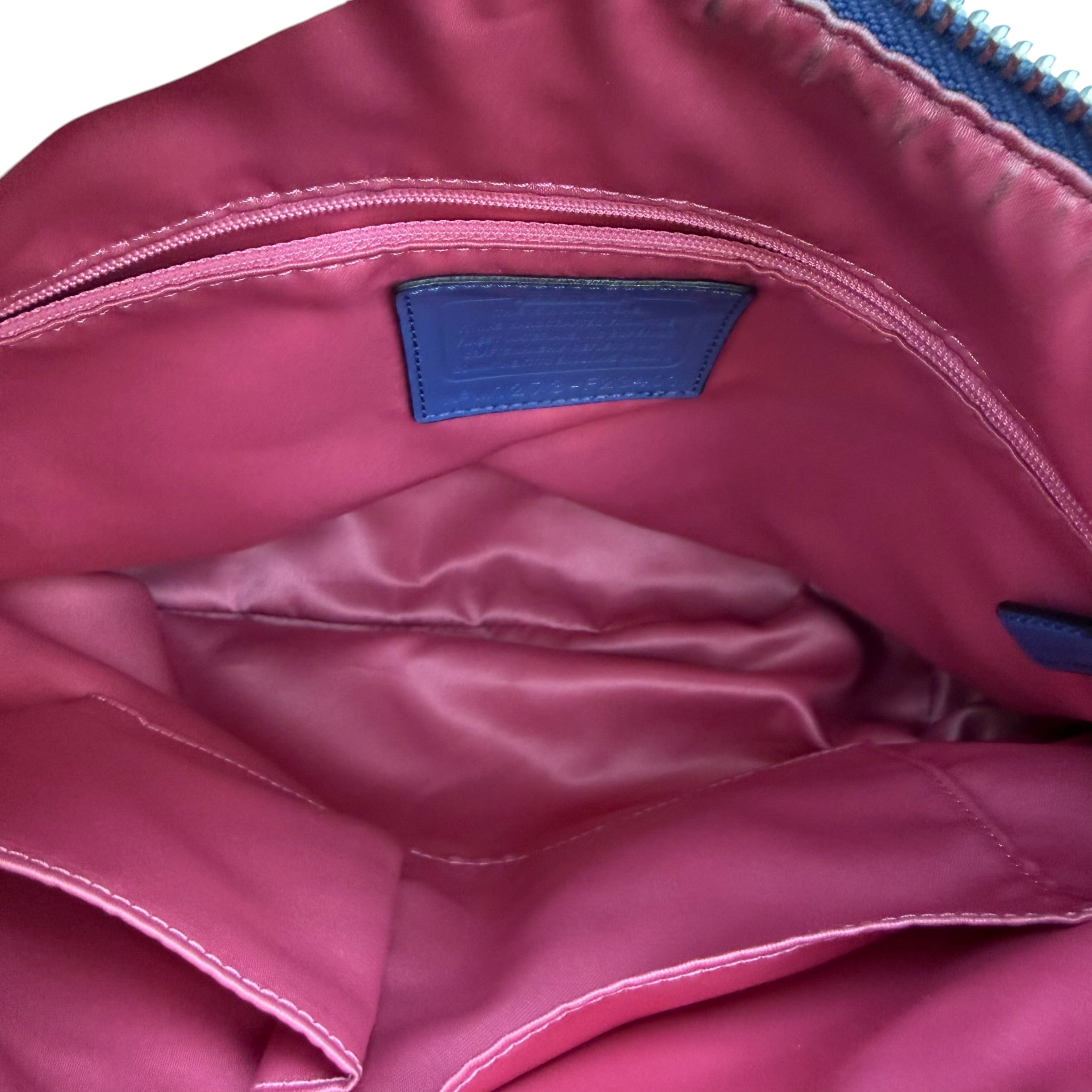 (W) Vintage Coach Daisy Liquid Gloss Pocket Hobo Bag Blue