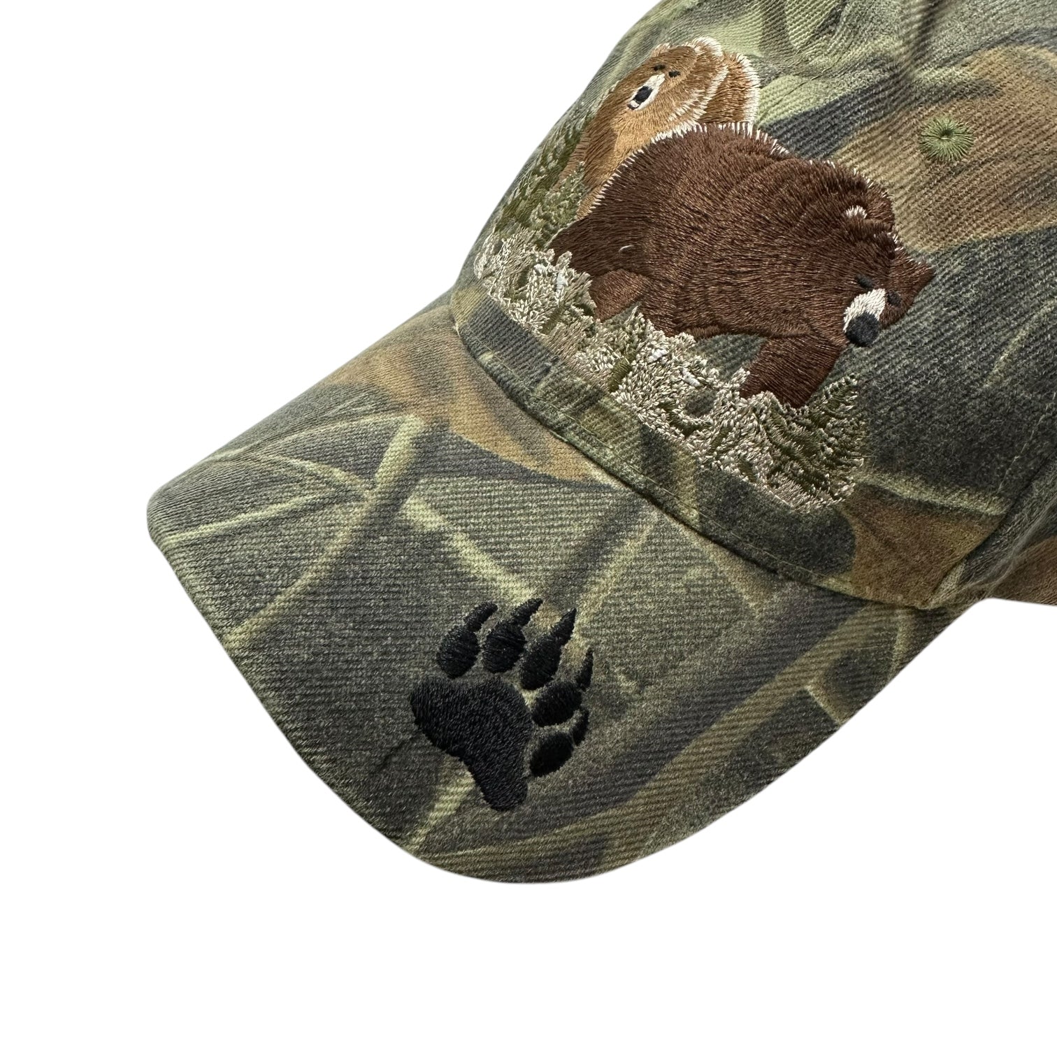 Vintage Embroidered Grizzly Bear Camo Hat