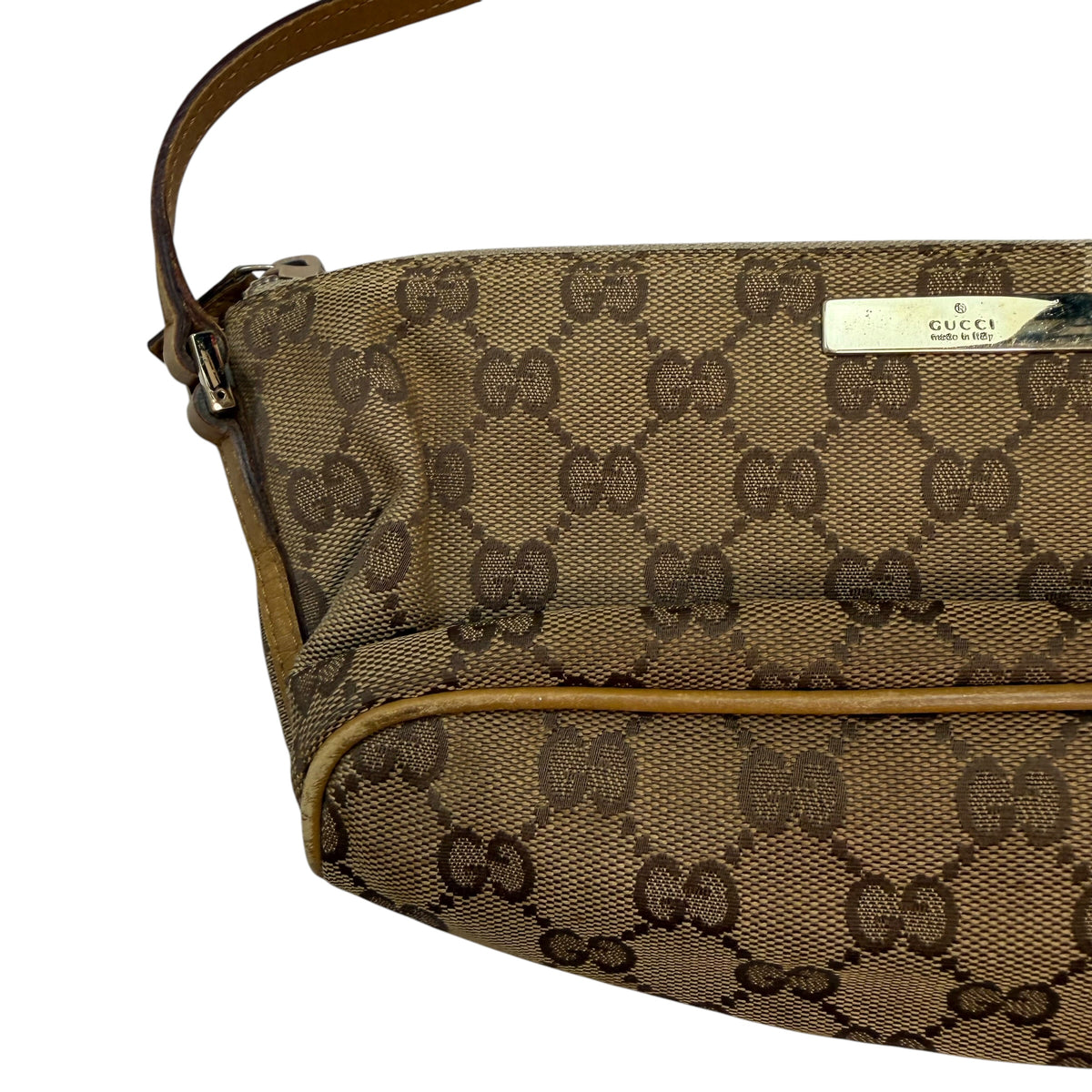 (W) Vintage Y2K Gucci GG Canvas Boat Pouchette Beige
