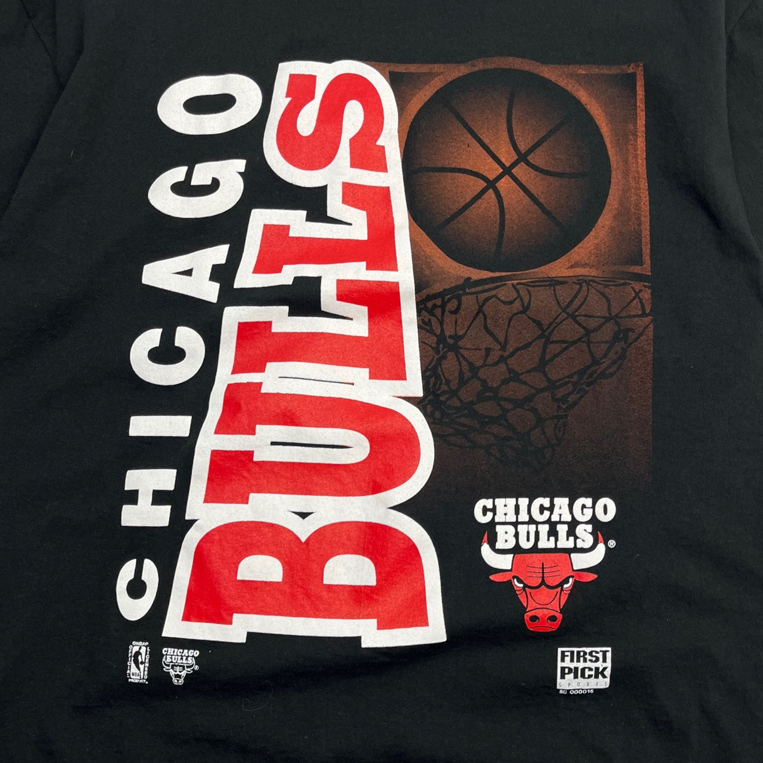 Vintage Chicago Bulls Vertical Spell Out T-Shirt Black