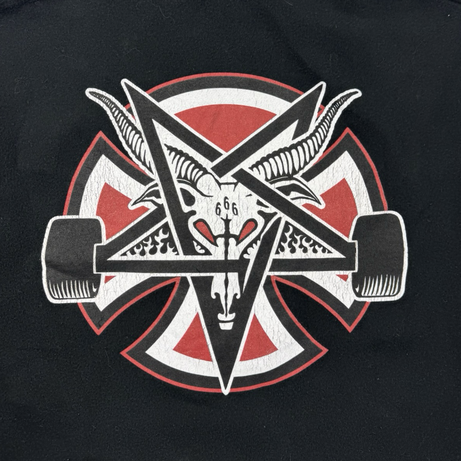 Y2K Independent x Thrasher Lightweight Pentagram Hoodie