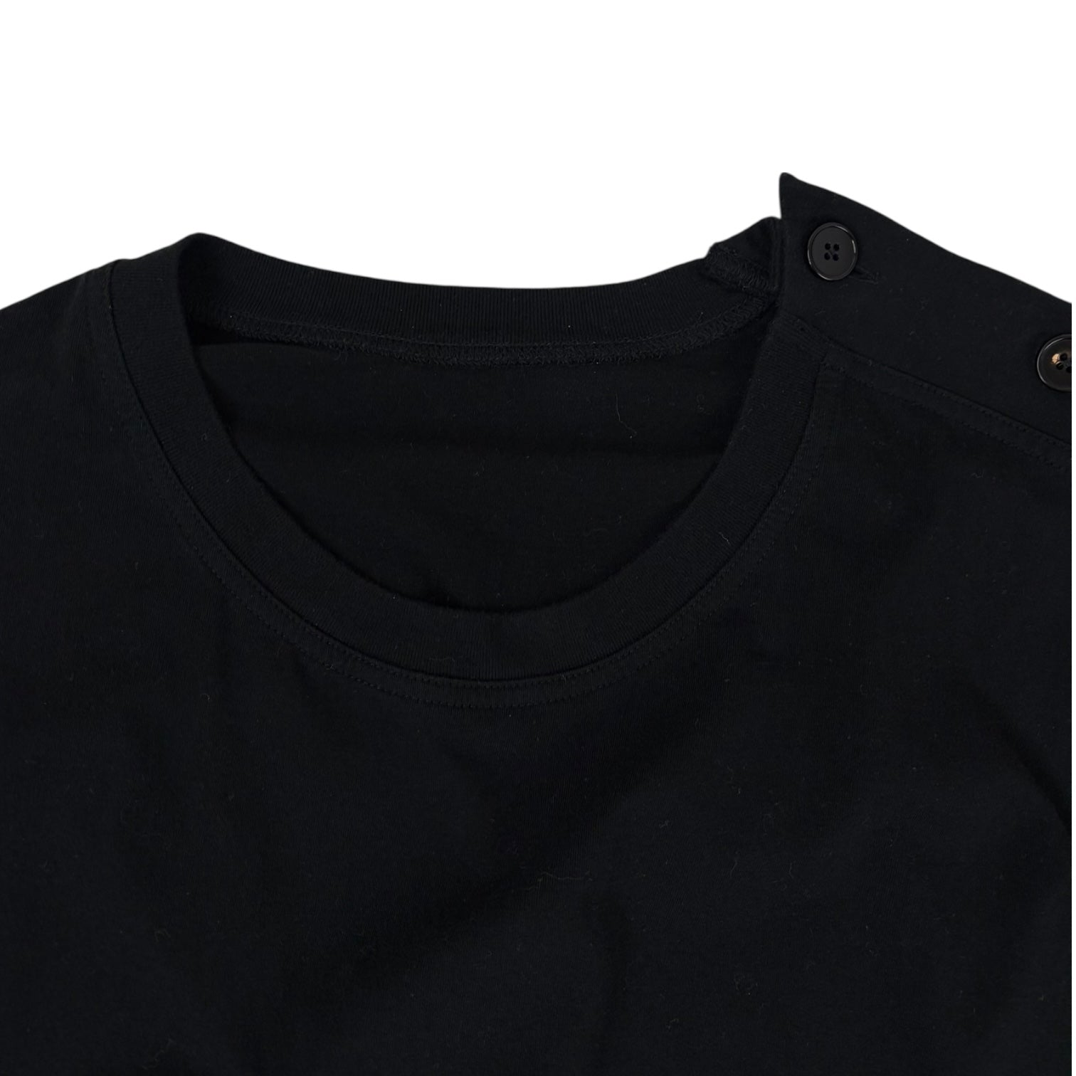 (W) W Group Buttton Crewneck Black